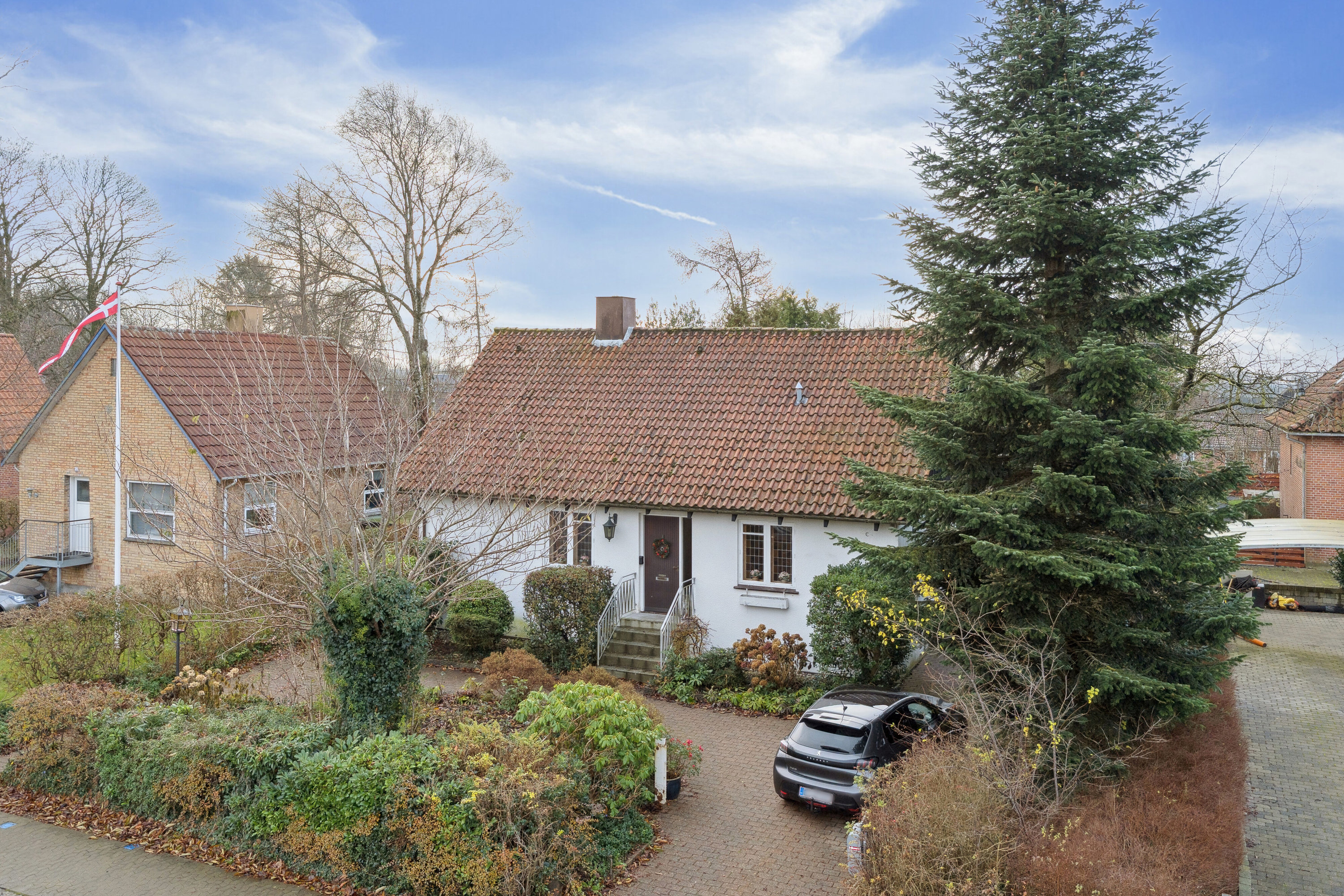 Fremhævet set fra vejen billede i fuldskærmstilstand. Billede af Frøslevvej 37, 6330 Padborg