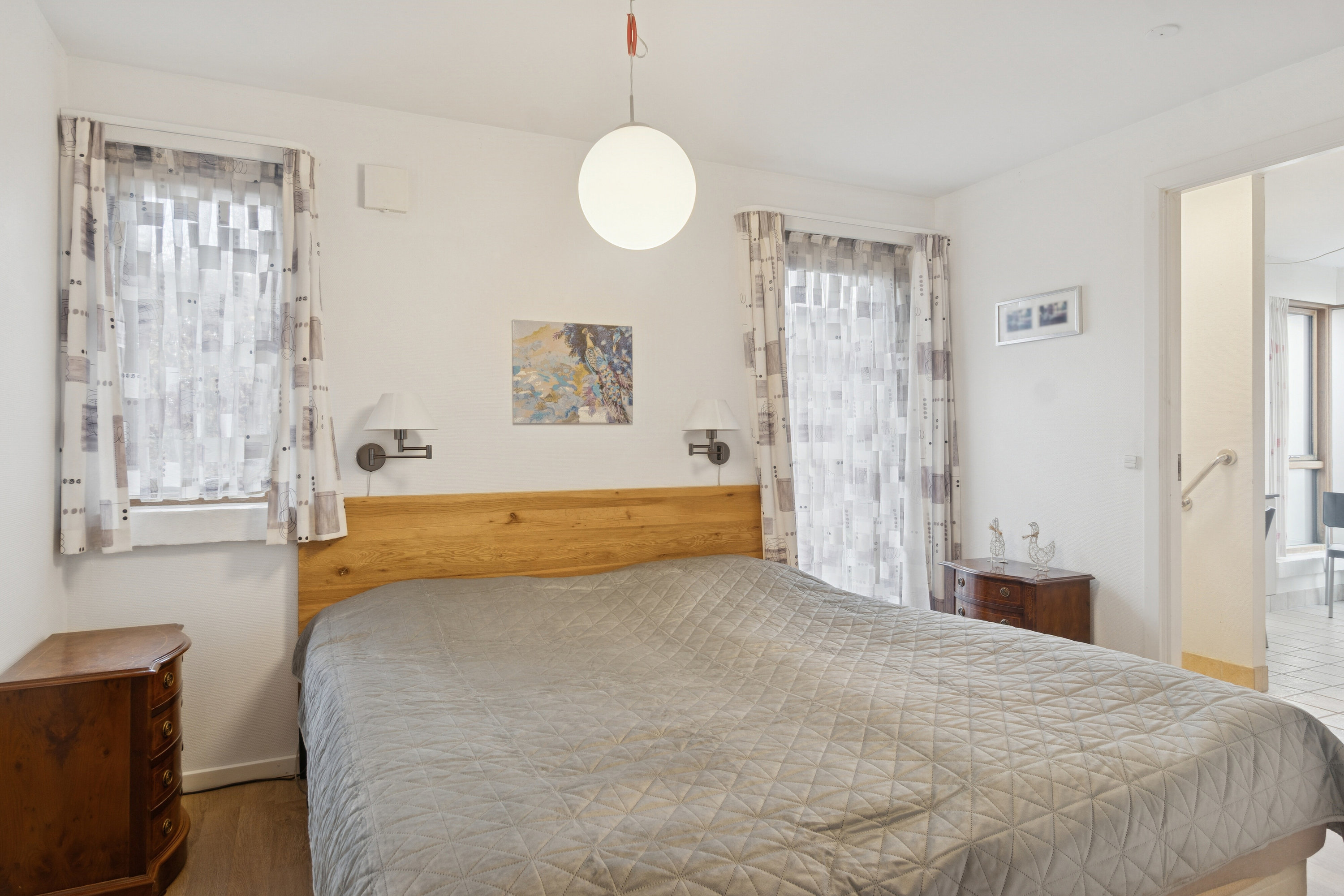 Fremhævet soveværelse billede i fuldskærmstilstand. Billede af Byvangen 34, Slots Bjergby, 4200 Slagelse