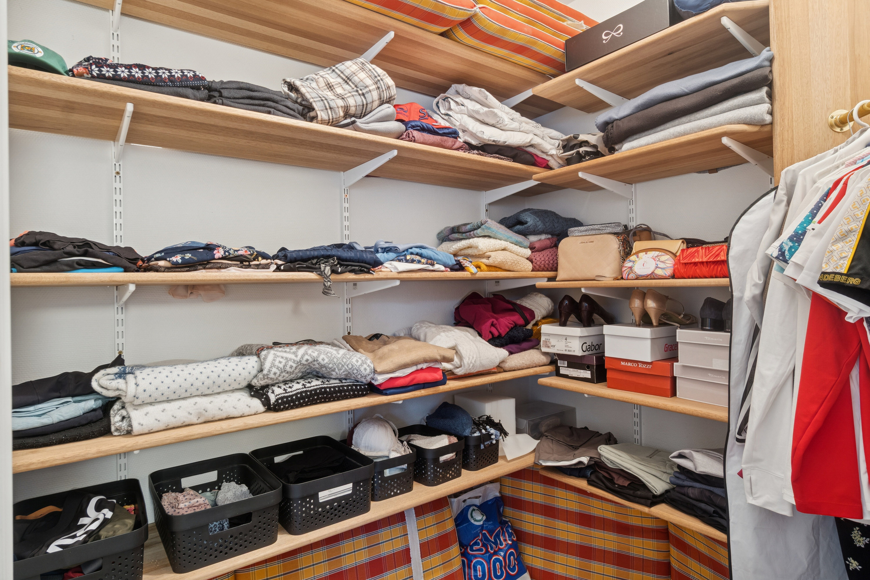 Fremhævet walk-in billede i fuldskærmstilstand. Billede af Byvangen 34, Slots Bjergby, 4200 Slagelse