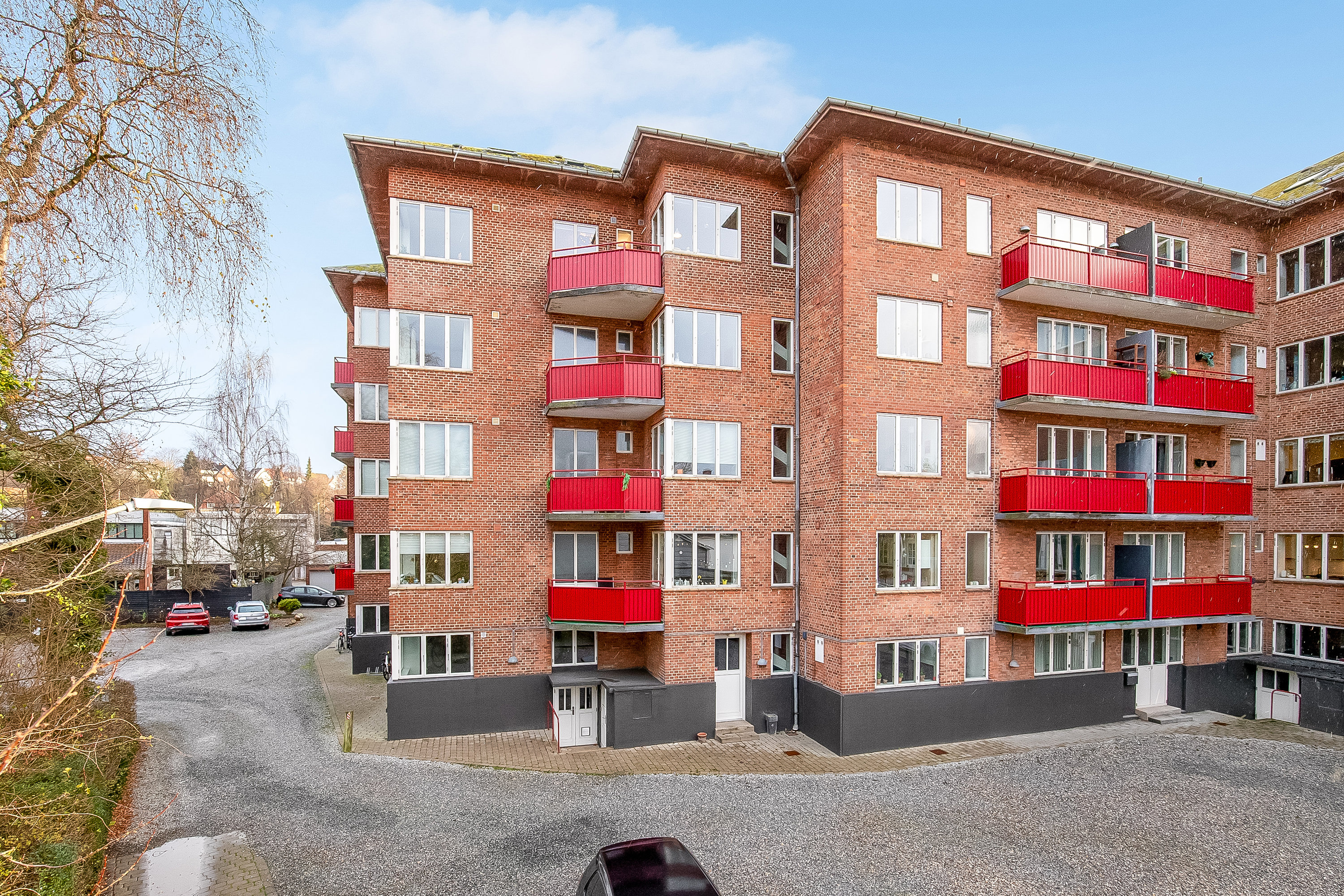 Fremhævet mastefoto billede i fuldskærmstilstand. Billede af Fynsvej 77, 3. th., 6000 Kolding