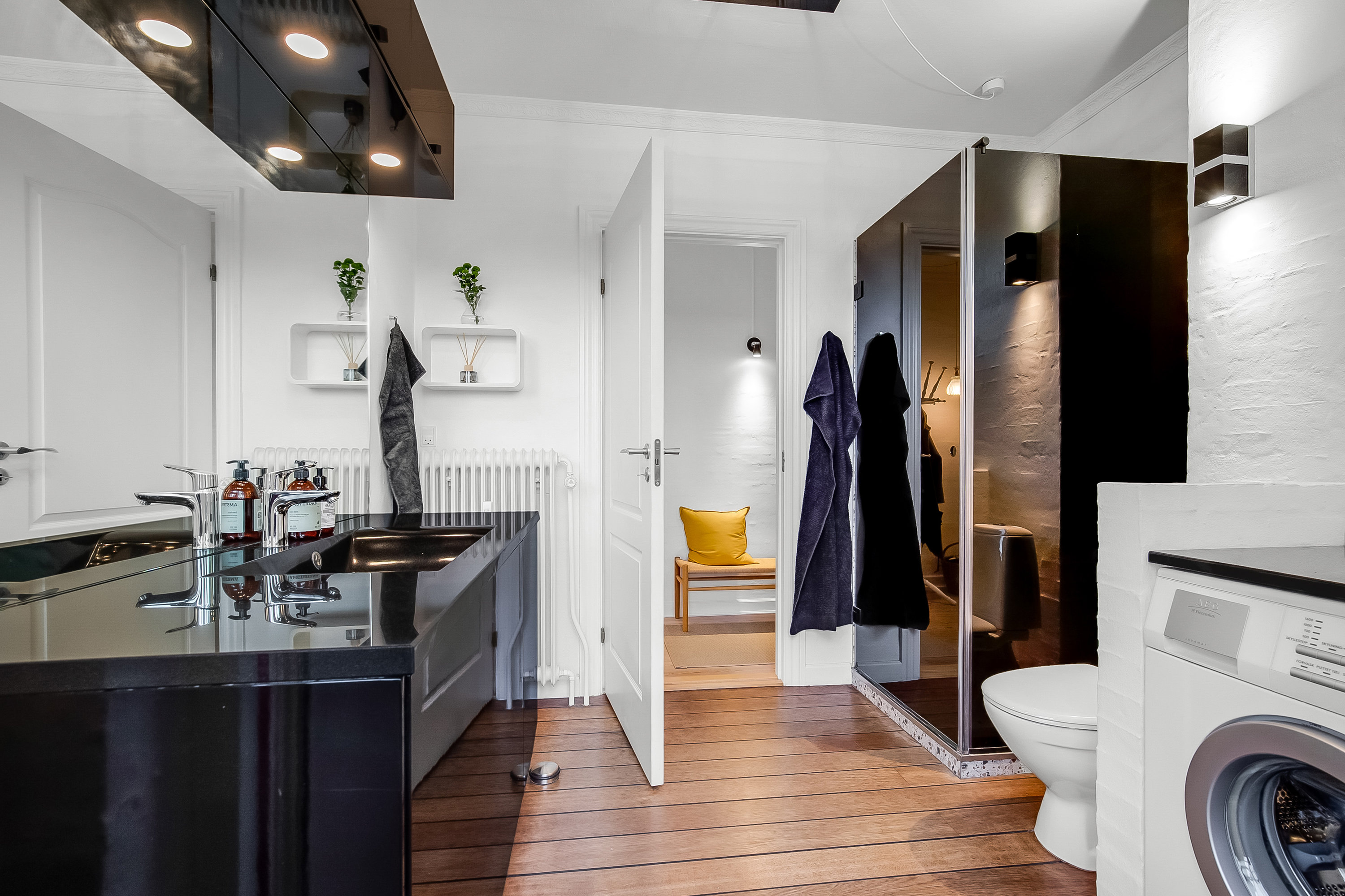 Fremhævet badeværelse billede i fuldskærmstilstand. Billede af Fynsvej 77, 3. th., 6000 Kolding