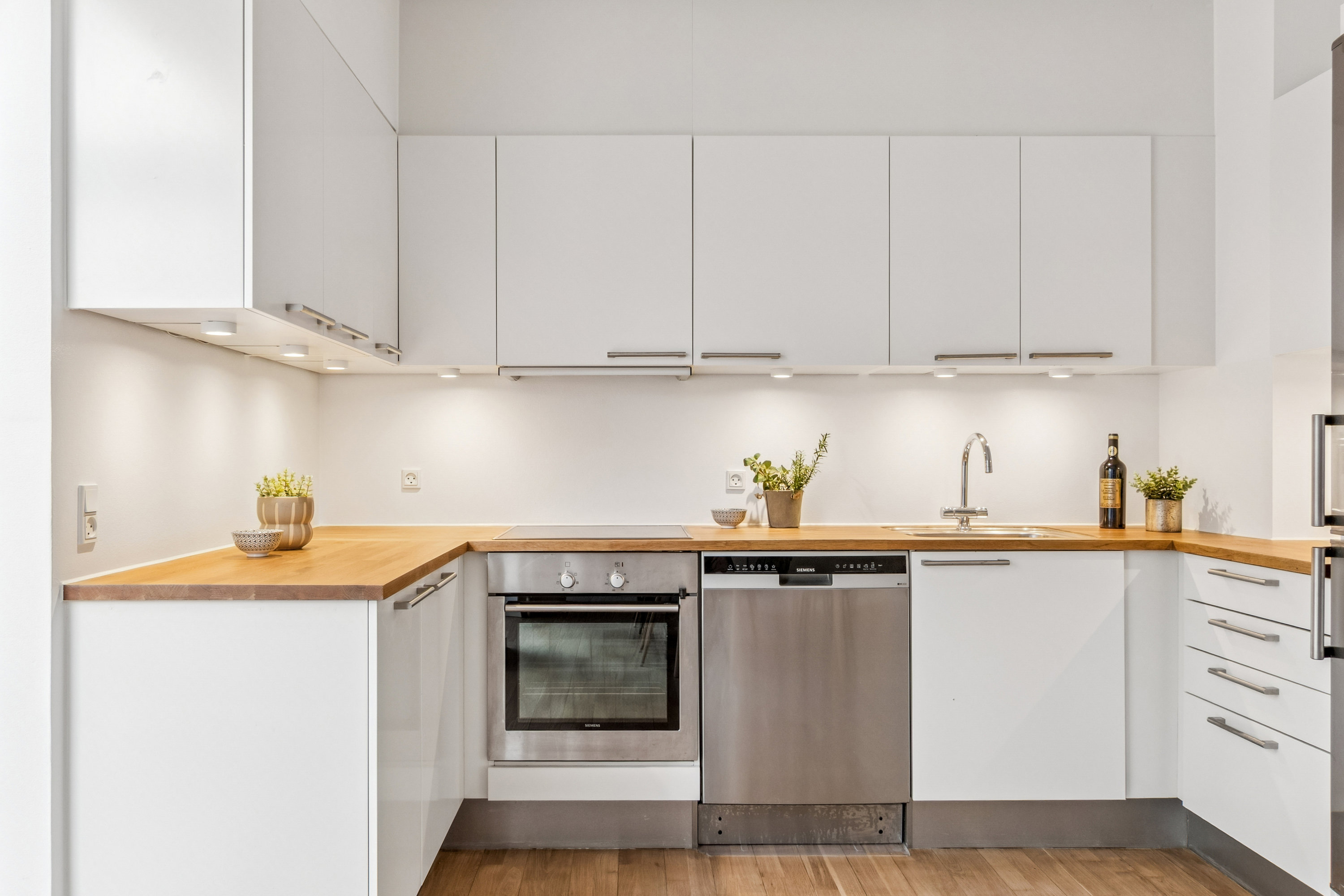 Miniaturebillede 2: køkken. Billede af Strandhaven 137, 2665 Vallensbæk Strand