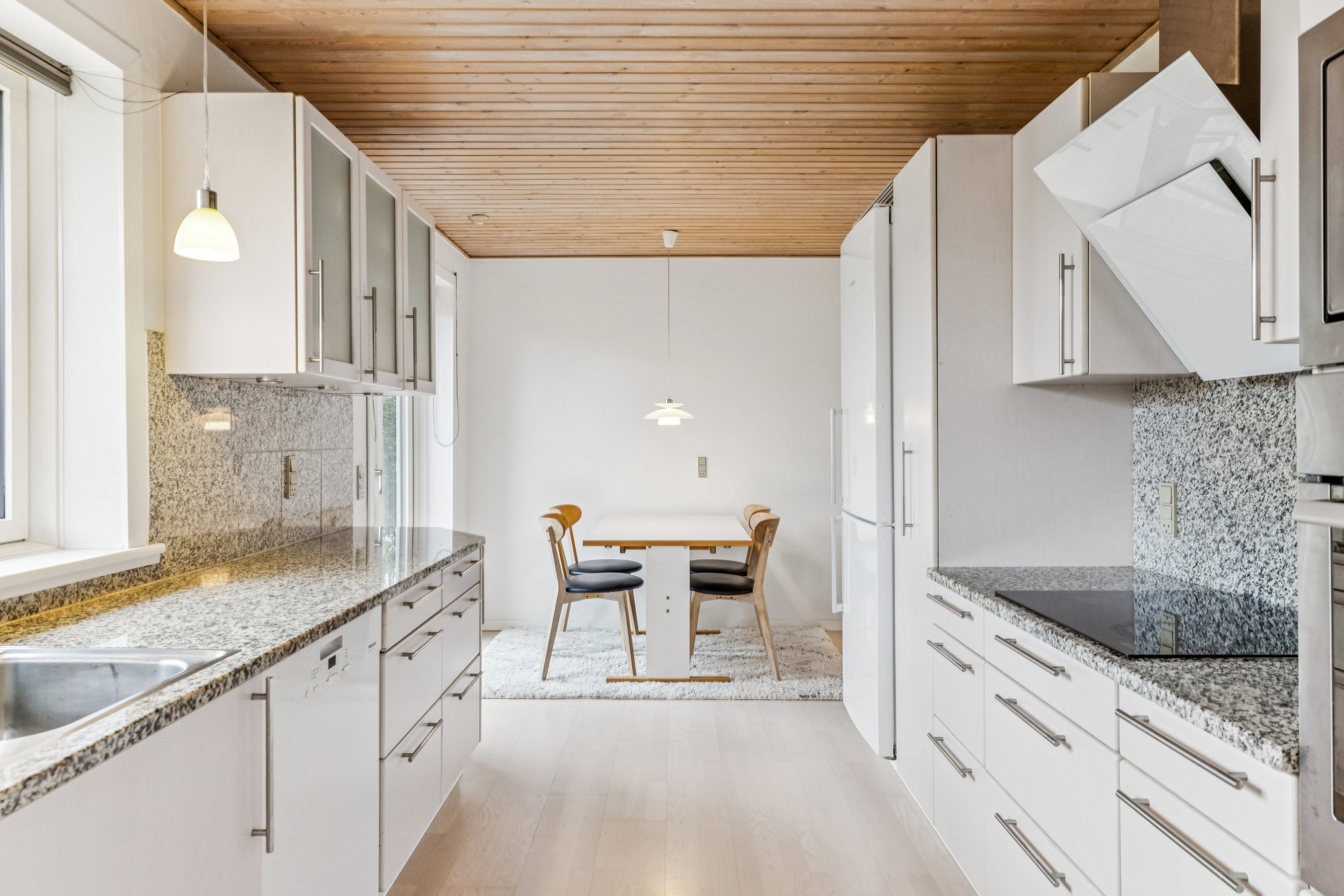 Fremhævet køkken billede i fuldskærmstilstand. Billede af Gyvelvej 8, 6740 Bramming