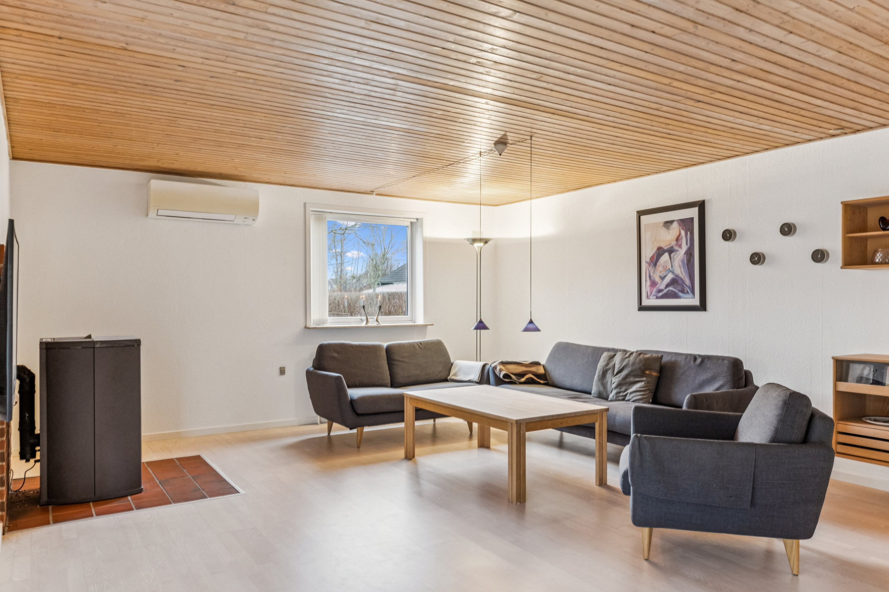 Fremhævet stue billede i fuldskærmstilstand. Billede af Gyvelvej 8, 6740 Bramming