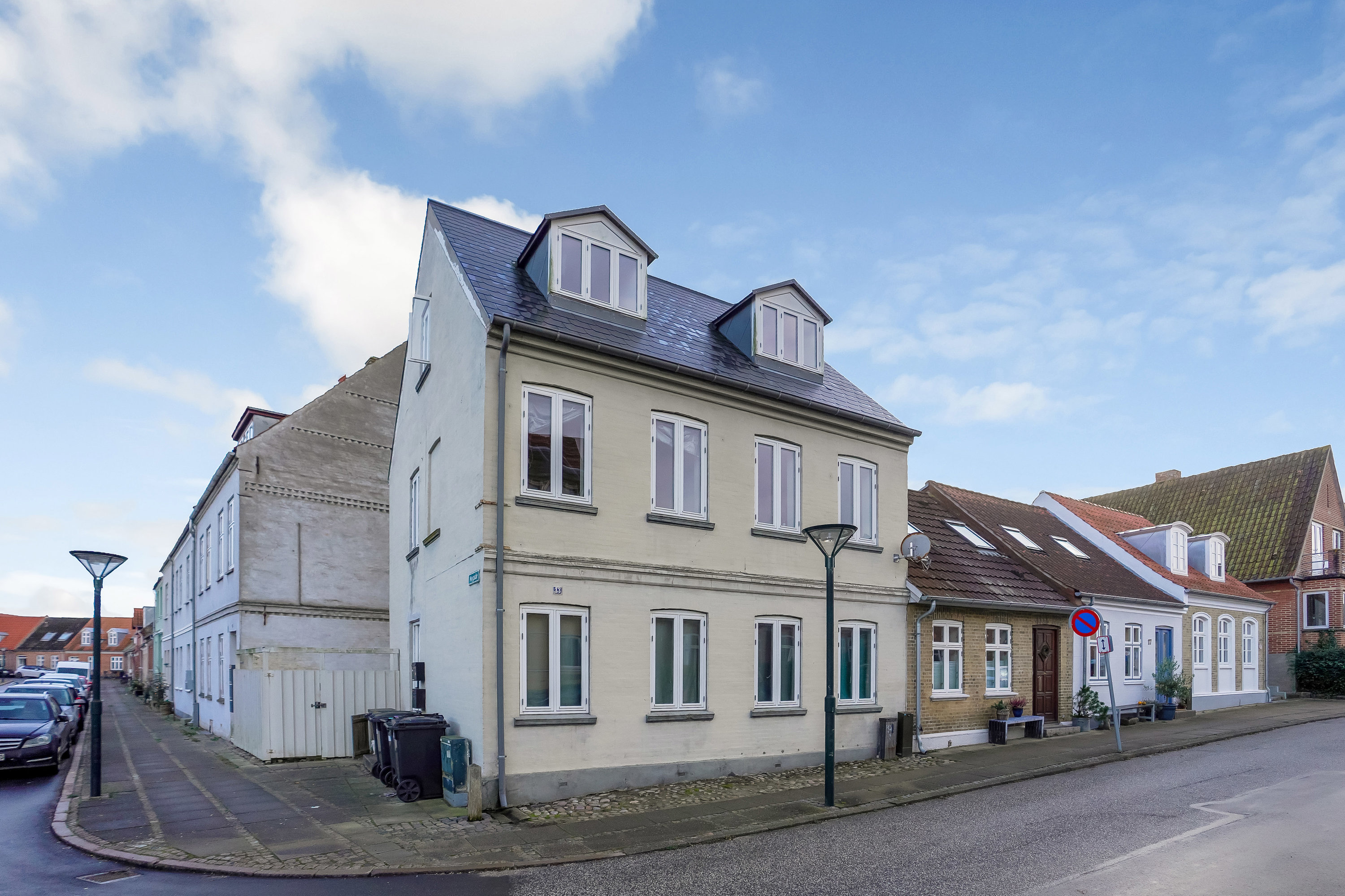 Fremhævet ejendommen billede i fuldskærmstilstand. Billede af Blindebomsvej 13, 5500 Middelfart 