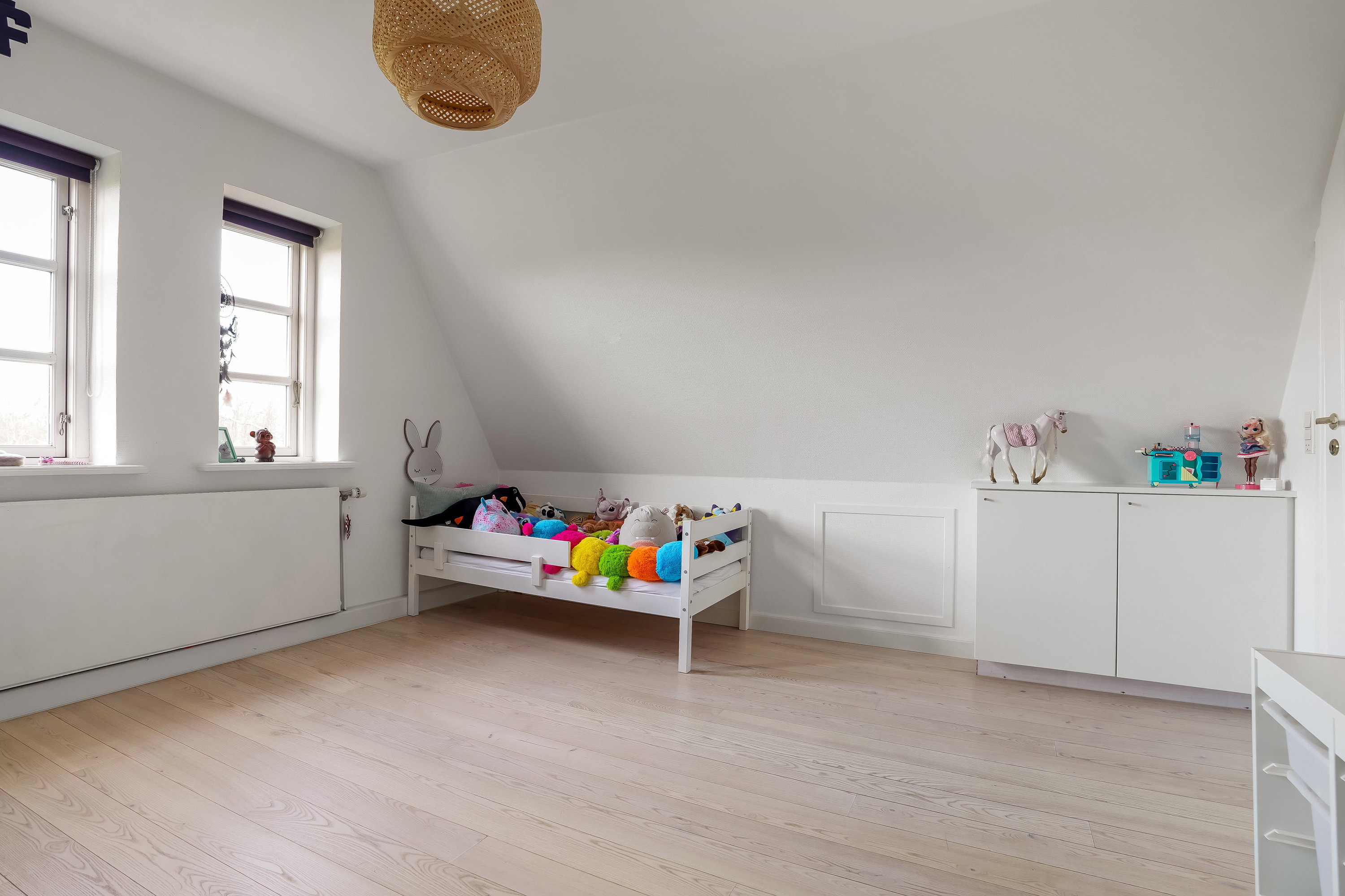 Fremhævet værelse billede i fuldskærmstilstand. Billede af Bogensevej 8, 5500 Middelfart