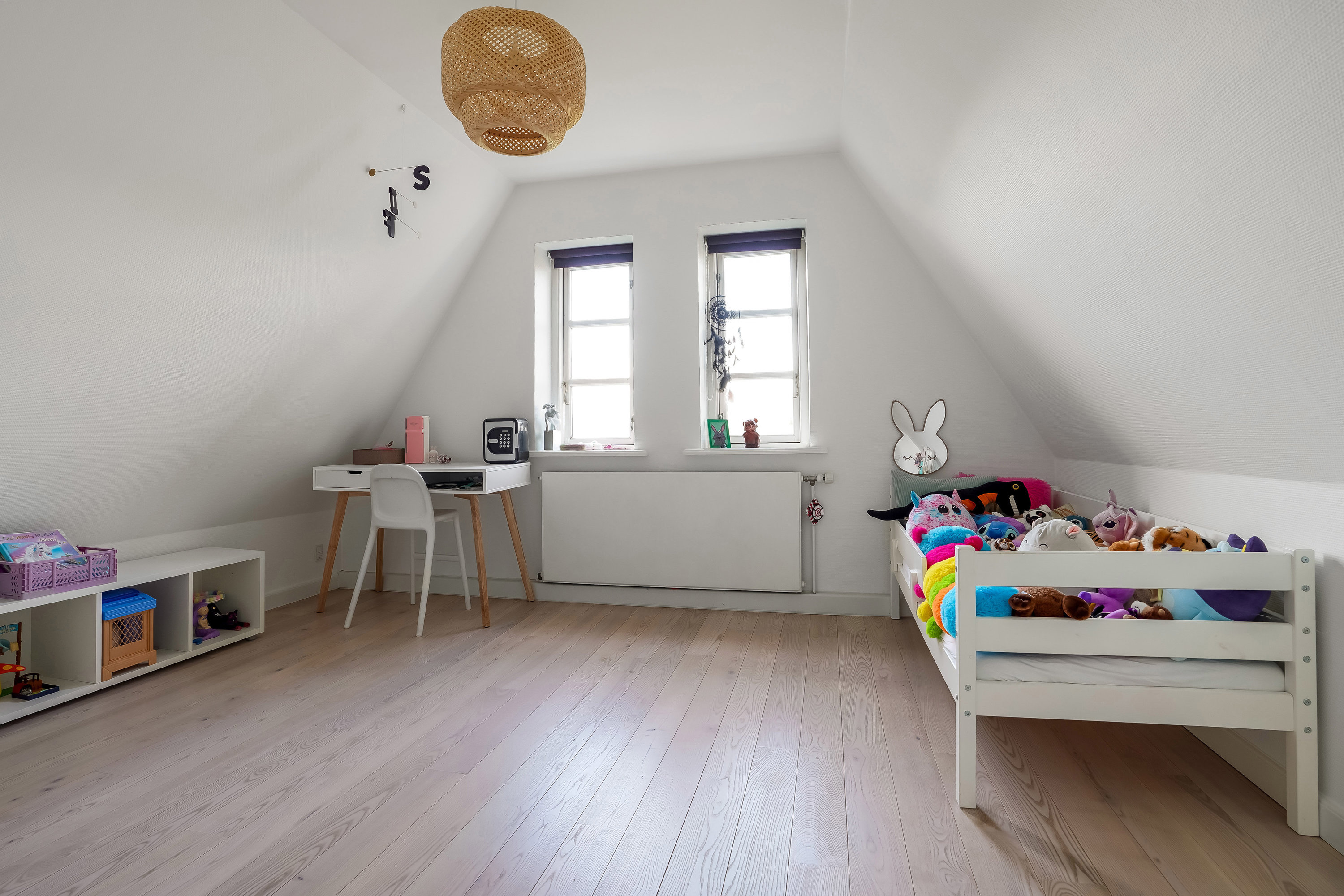 Fremhævet værelse billede i fuldskærmstilstand. Billede af Bogensevej 8, 5500 Middelfart