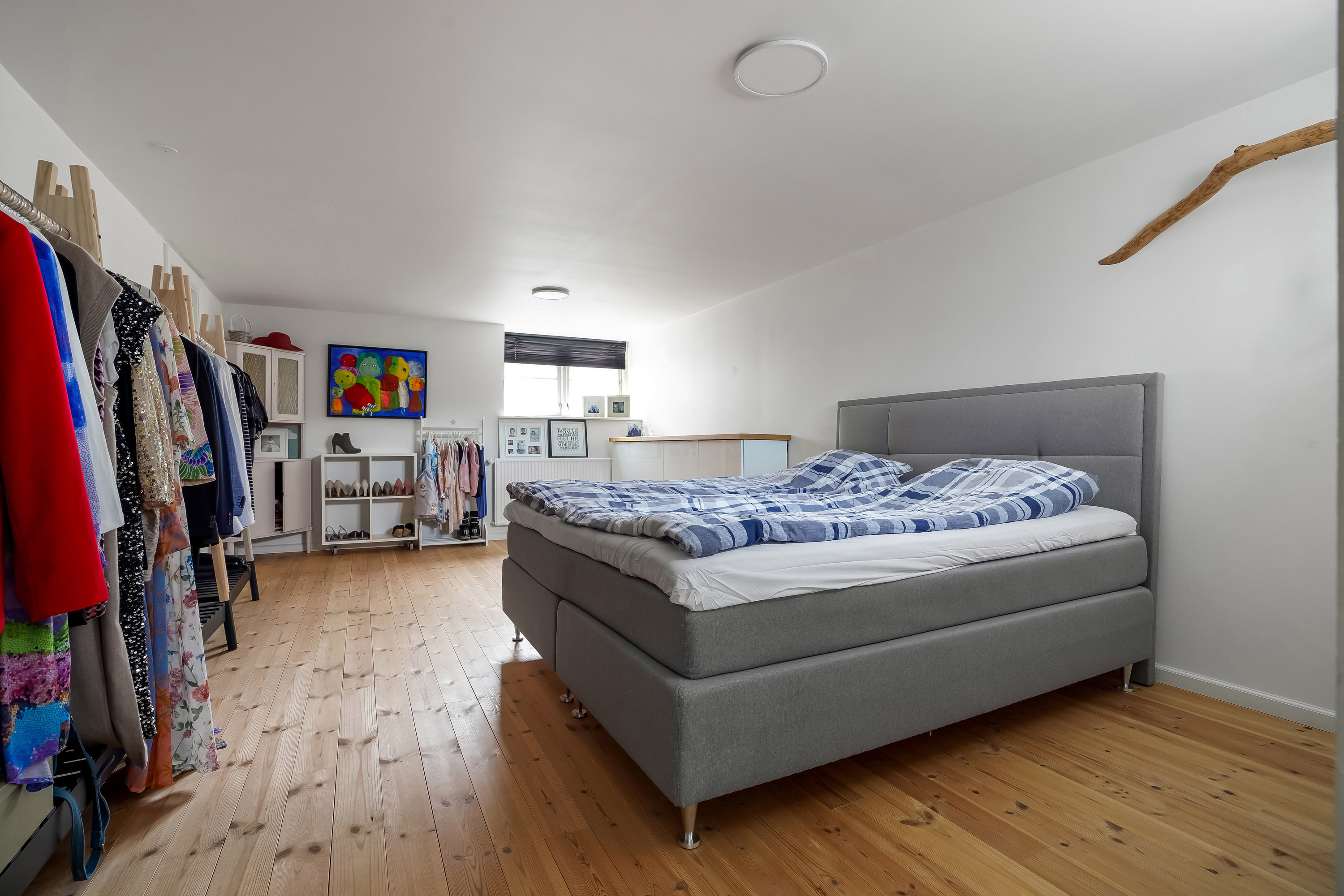 Fremhævet værelse billede i fuldskærmstilstand. Billede af Bogensevej 8, 5500 Middelfart