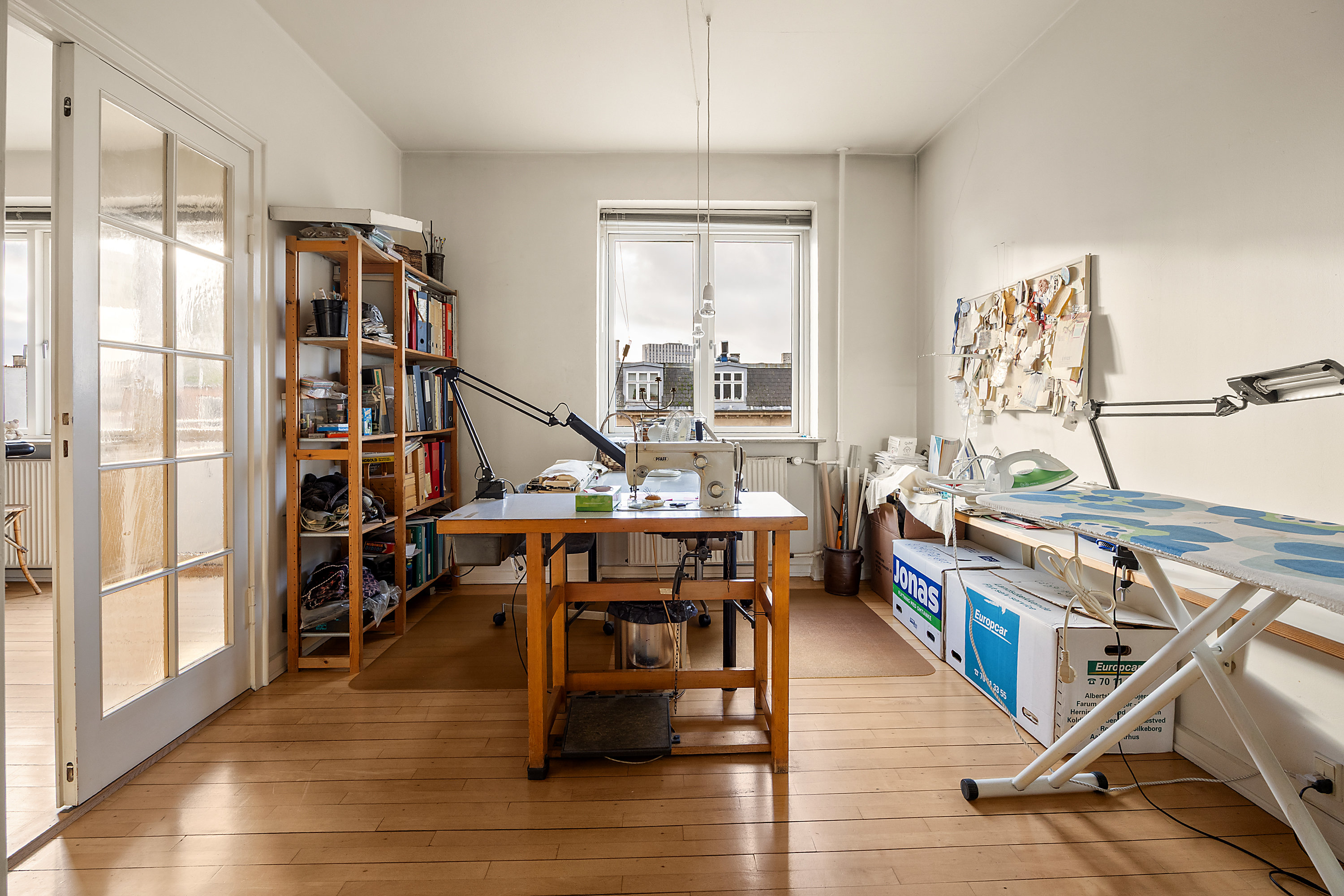 Fremhævet værelse billede i fuldskærmstilstand. Billede af Ved Volden 3, 5. tv., 1425 København K