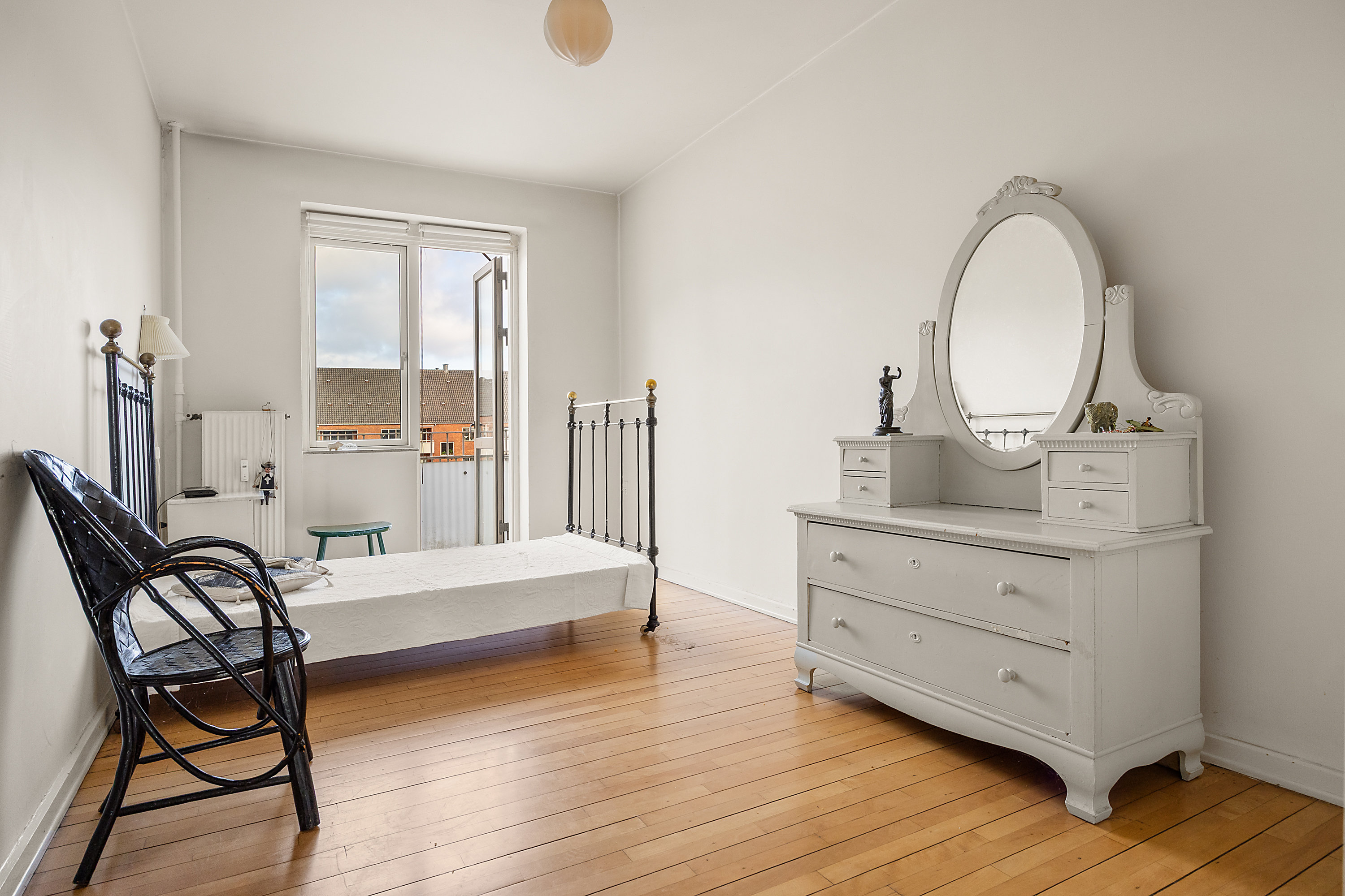 Fremhævet værelse billede i fuldskærmstilstand. Billede af Ved Volden 3, 5. tv., 1425 København K