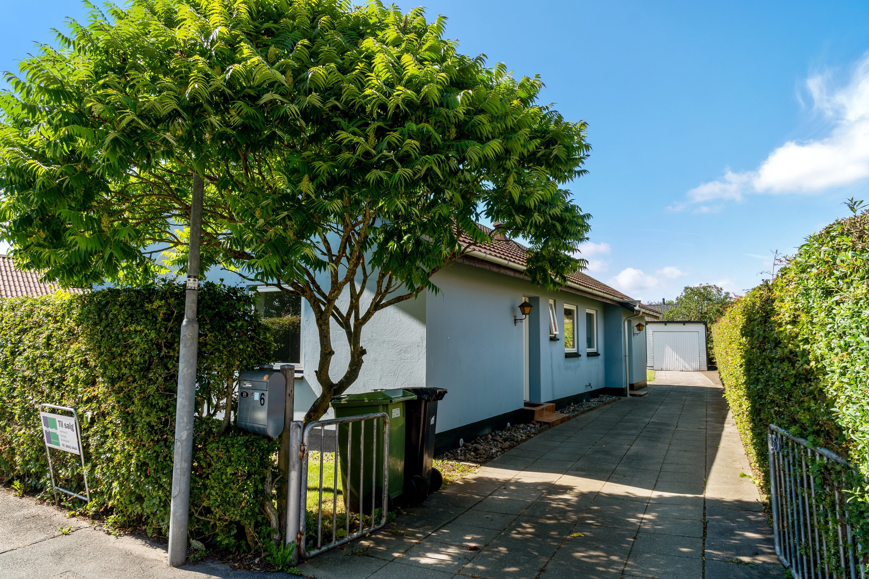 Fremhævet  billede i fuldskærmstilstand. Billede af Slotslyngen 6, 8210 Aarhus V