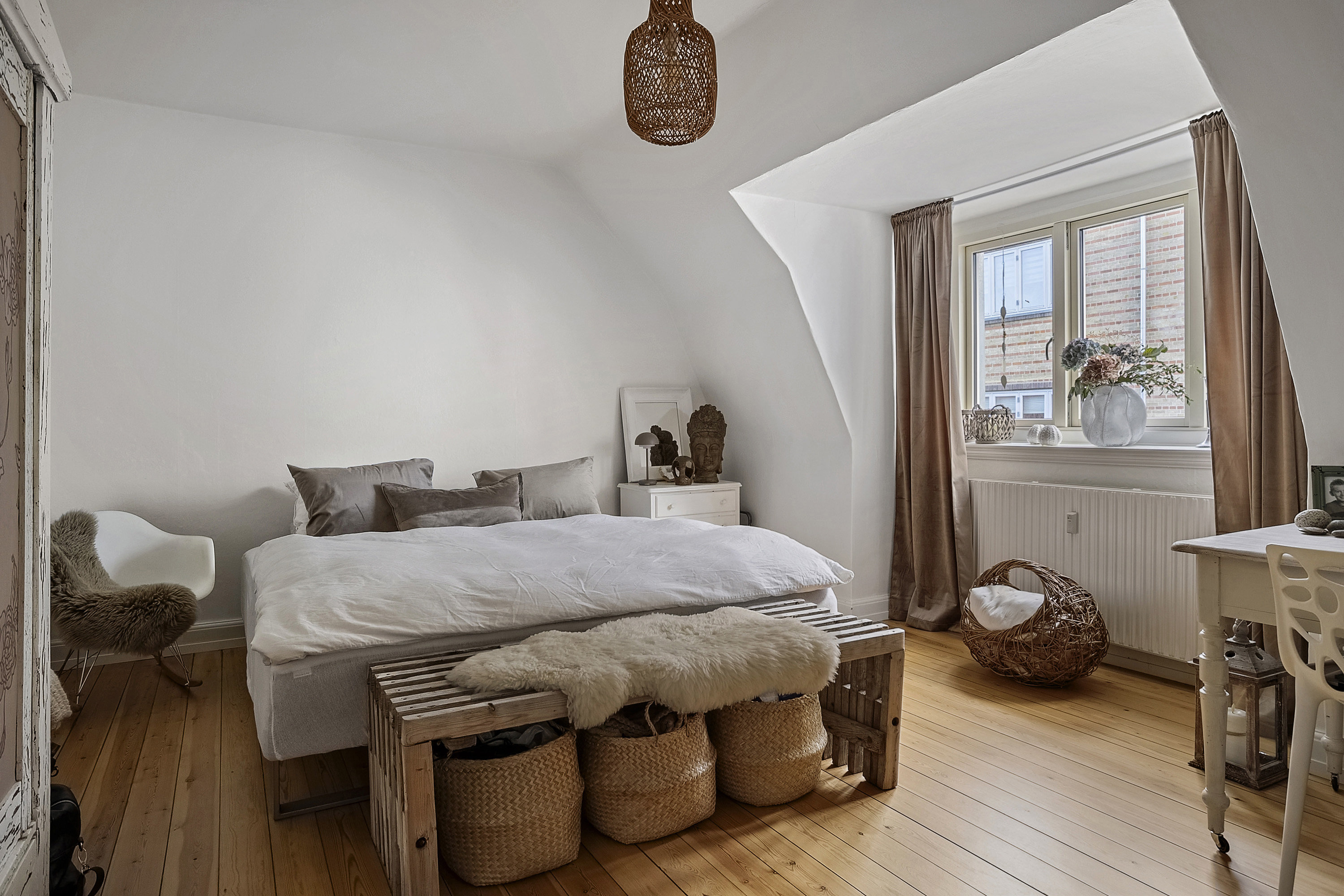 Fremhævet soveværelse billede i fuldskærmstilstand. Billede af Ndr Kirkegårdsalle 1B, 8700 Horsens