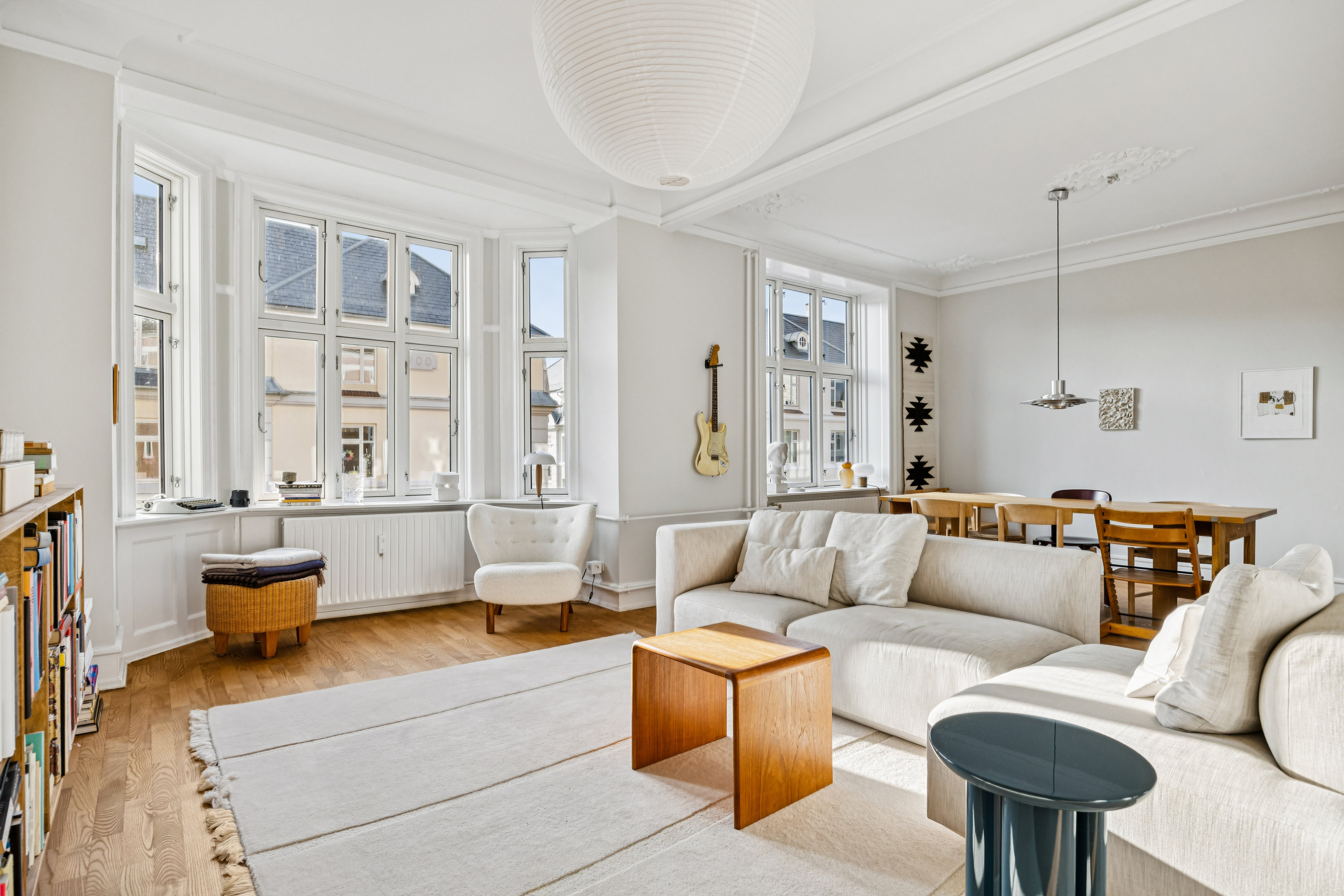 Fremhævet  billede i fuldskærmstilstand. Billede af Adolph Steens Alle 5, 3. th., 1971 Frederiksberg C