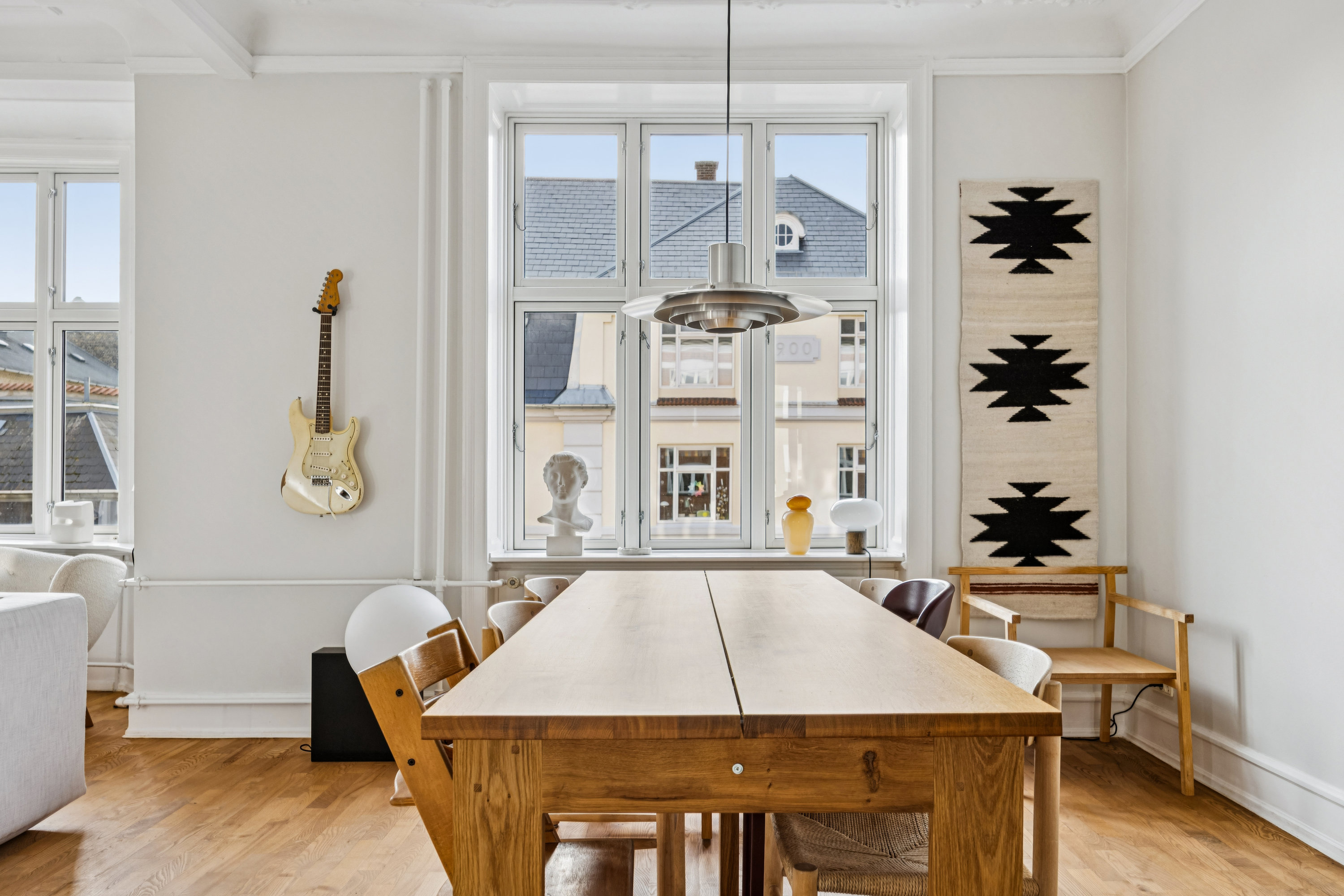 Fremhævet  billede i fuldskærmstilstand. Billede af Adolph Steens Alle 5, 3. th., 1971 Frederiksberg C