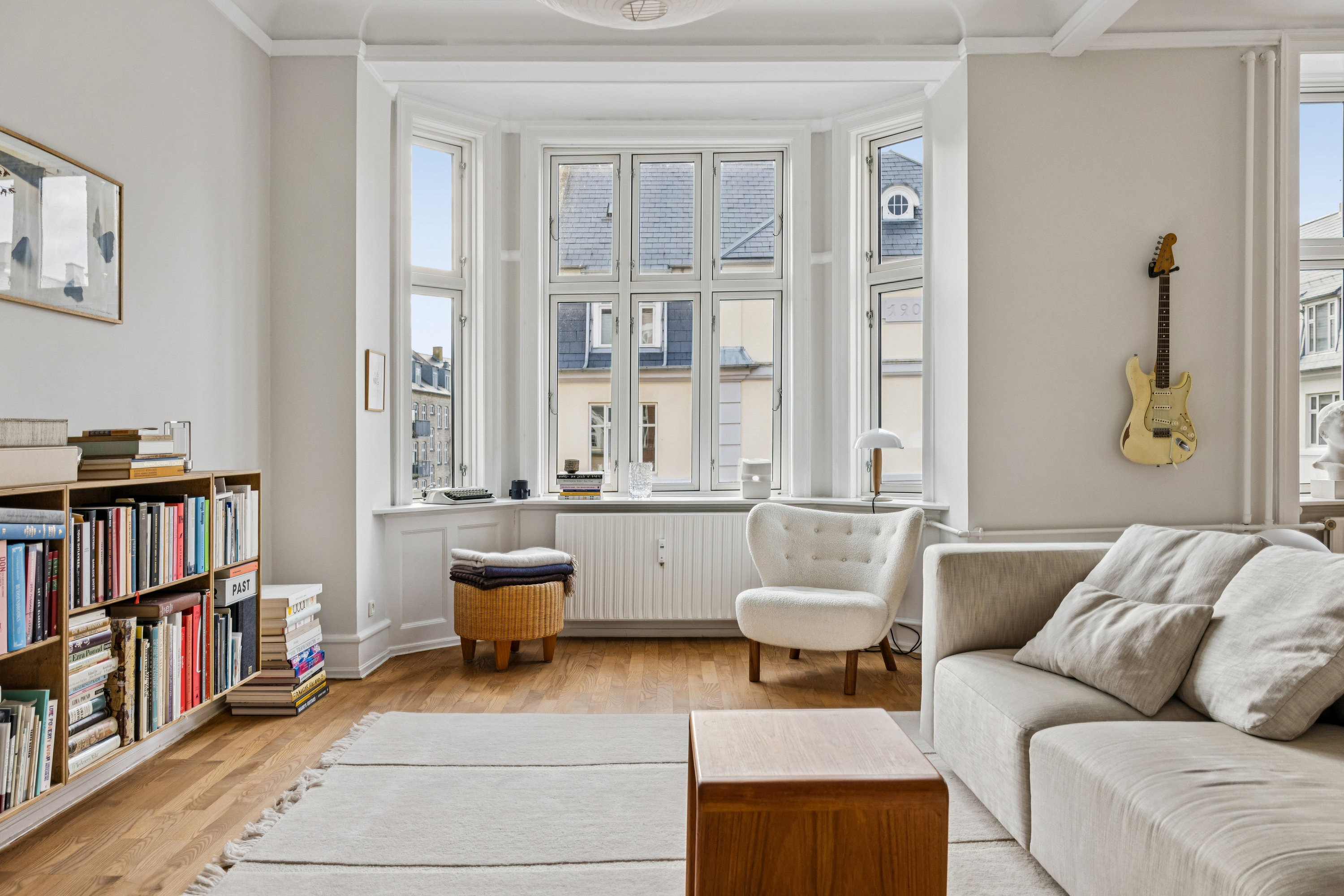 Fremhævet  billede i fuldskærmstilstand. Billede af Adolph Steens Alle 5, 3. th., 1971 Frederiksberg C