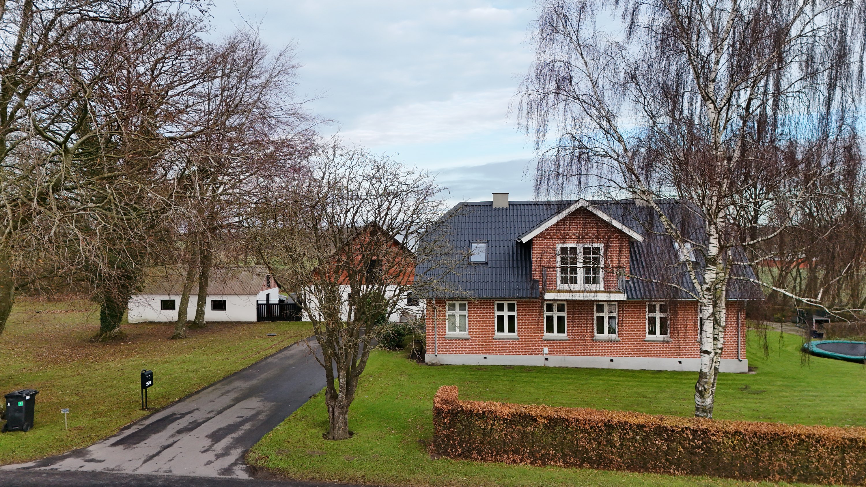 Fremhævet luftfoto billede i fuldskærmstilstand. Billede af Hannerupvej 299, 9500 Hobro