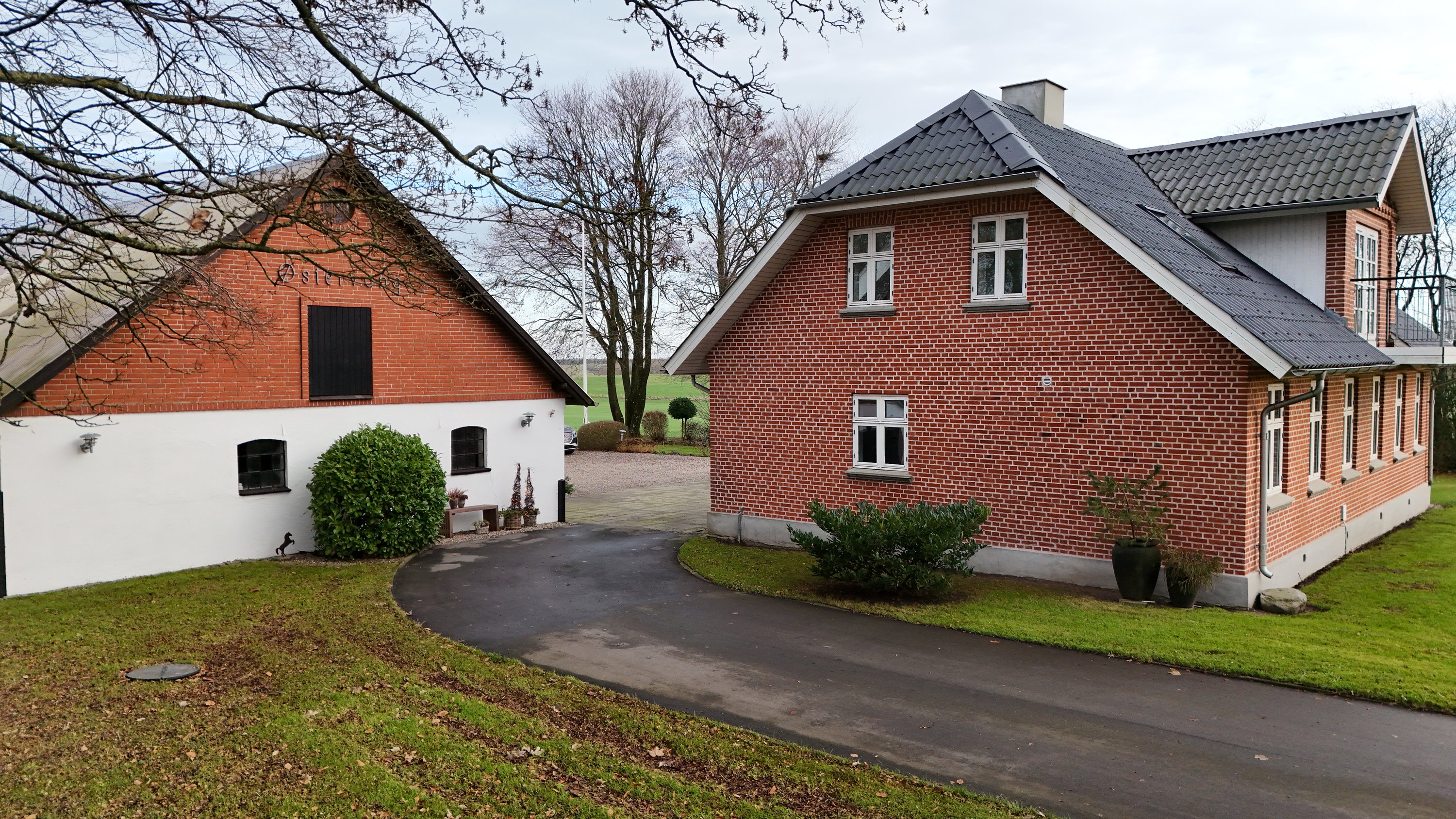 Fremhævet luftfoto billede i fuldskærmstilstand. Billede af Hannerupvej 299, 9500 Hobro