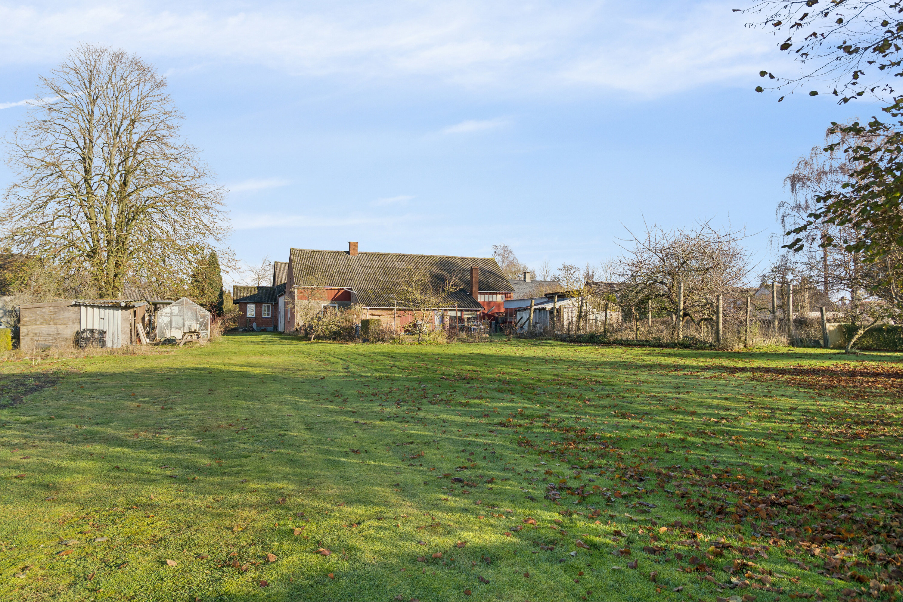 Fremhævet set fra haven billede i fuldskærmstilstand. Billede af Assensvej 157A, 5771 Stenstrup