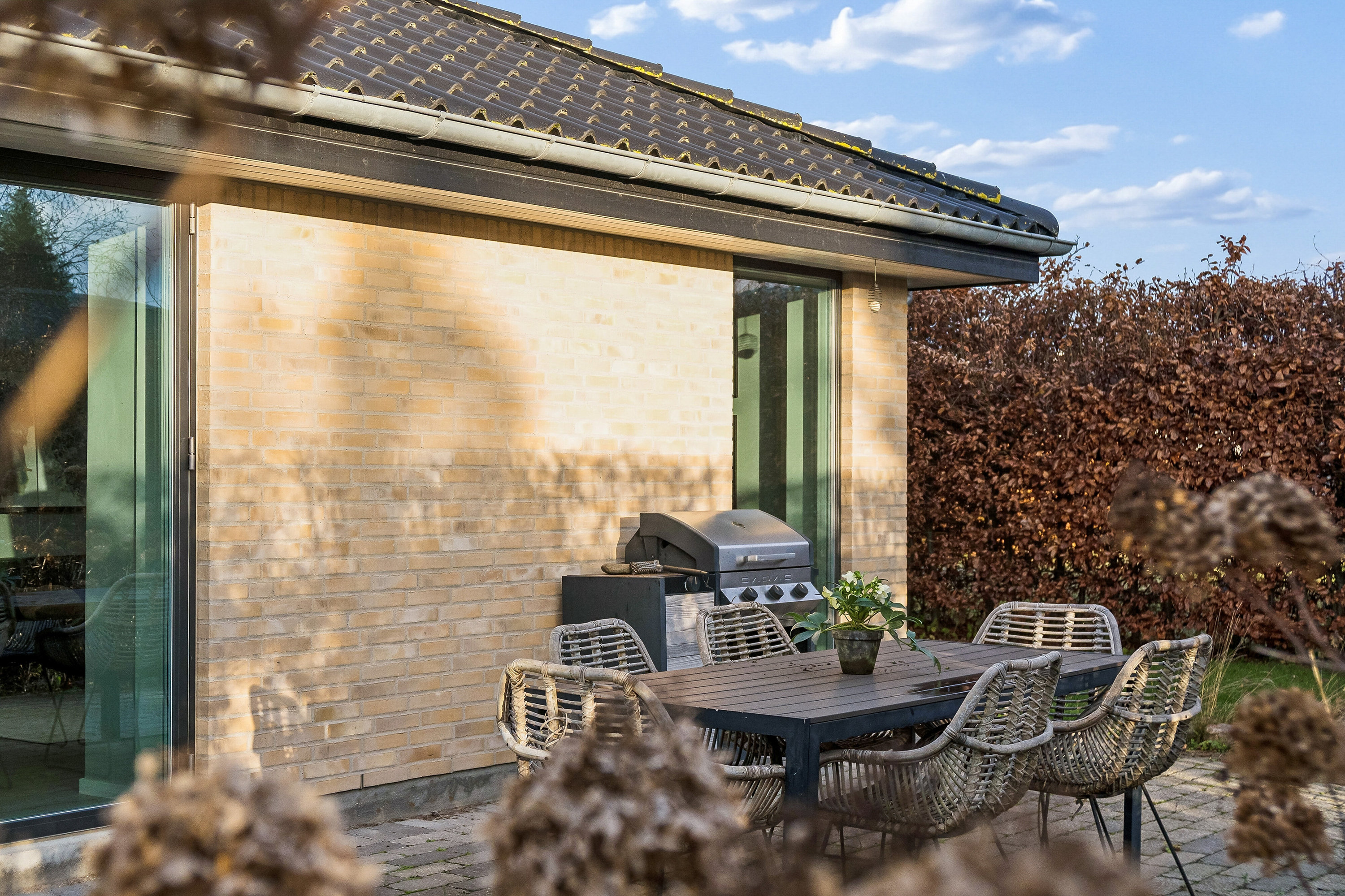 Fremhævet terrasse billede i fuldskærmstilstand. Billede af Sommervej 13, 4040 Jyllinge