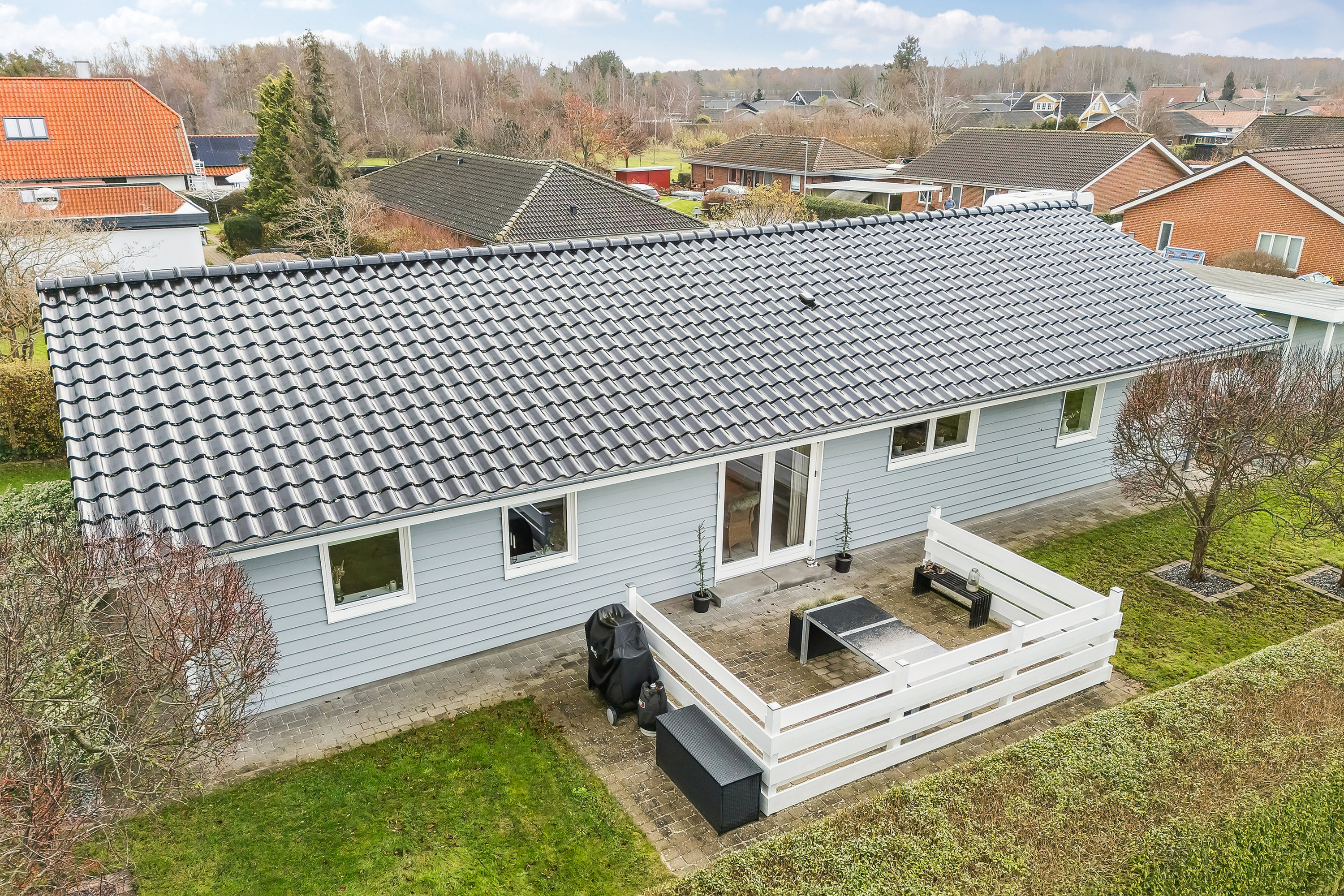 Fremhævet set fra haven billede i fuldskærmstilstand. Billede af Rørmosevej 40, 4400 Kalundborg