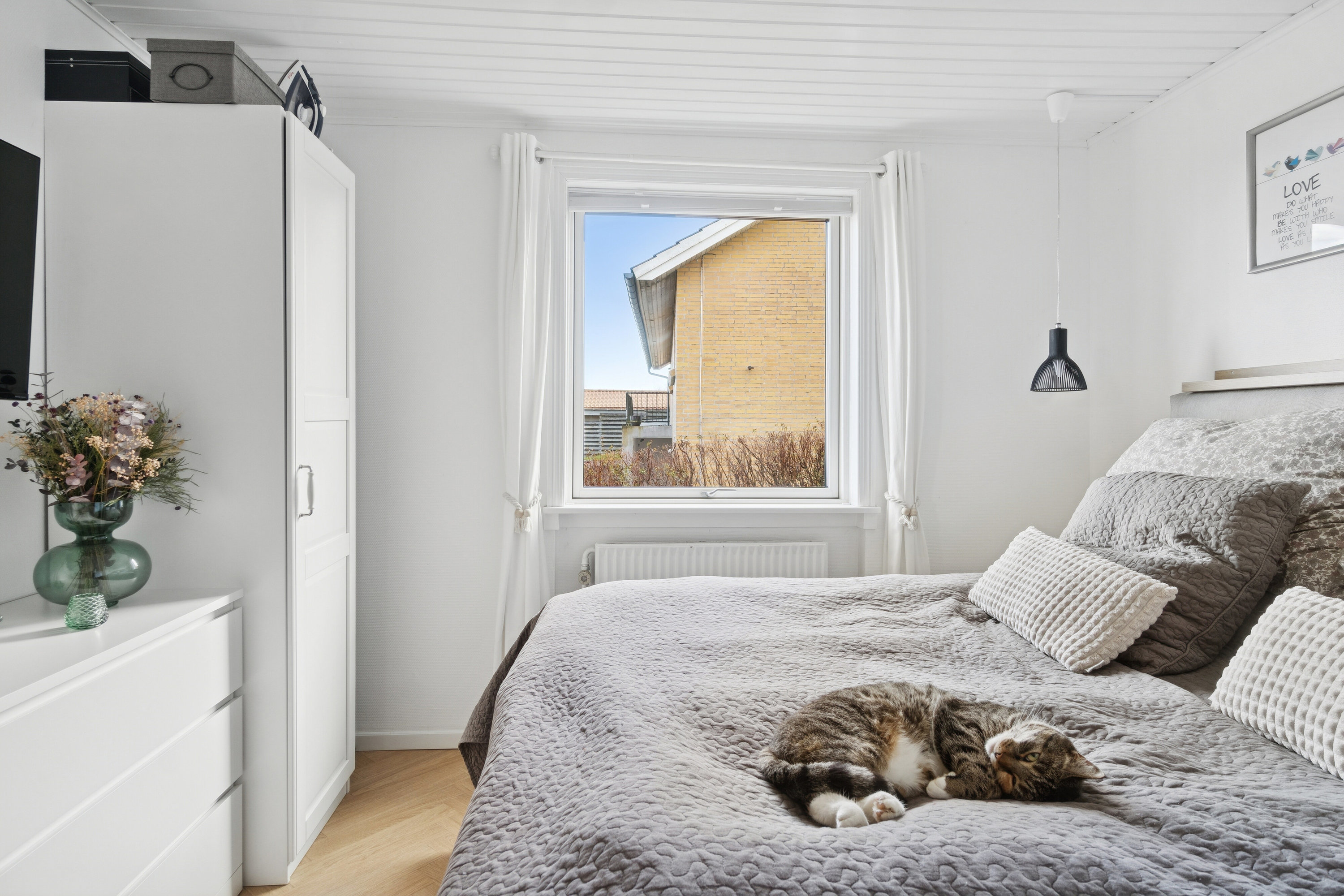 Fremhævet soveværelse billede i fuldskærmstilstand. Billede af Gl Nyrupvej 23, 4400 Kalundborg