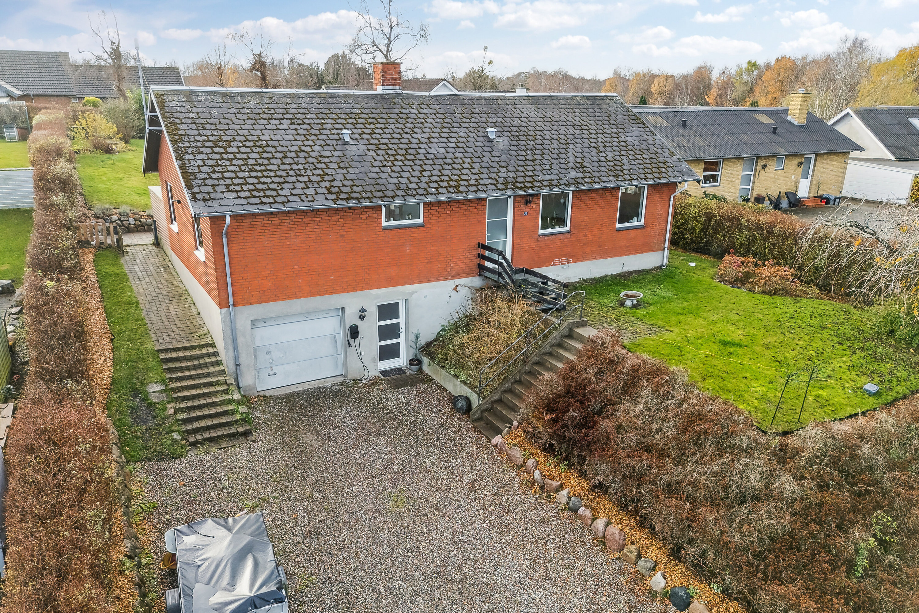 Fremhævet set fra vejen billede i fuldskærmstilstand. Billede af Gl Nyrupvej 23, 4400 Kalundborg