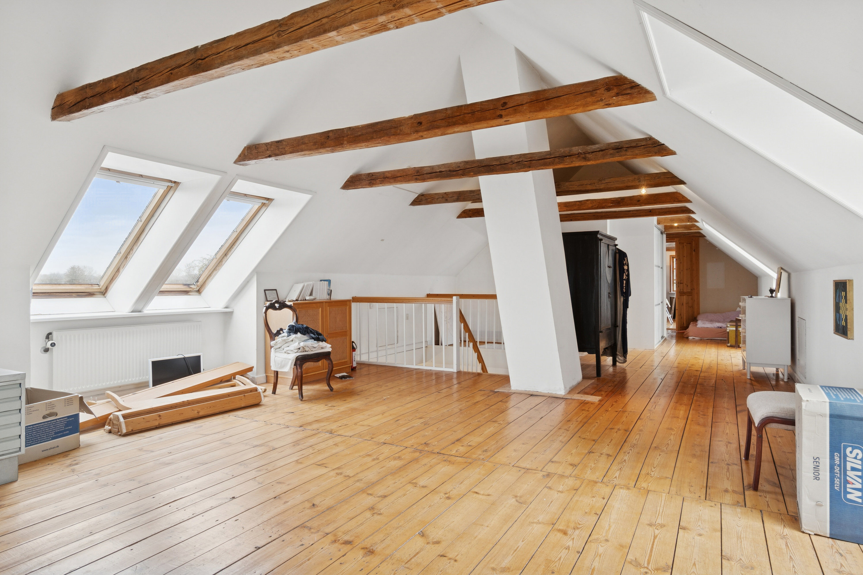 Fremhævet stue billede i fuldskærmstilstand. Billede af Landevejen 10, Lov, 4700 Næstved