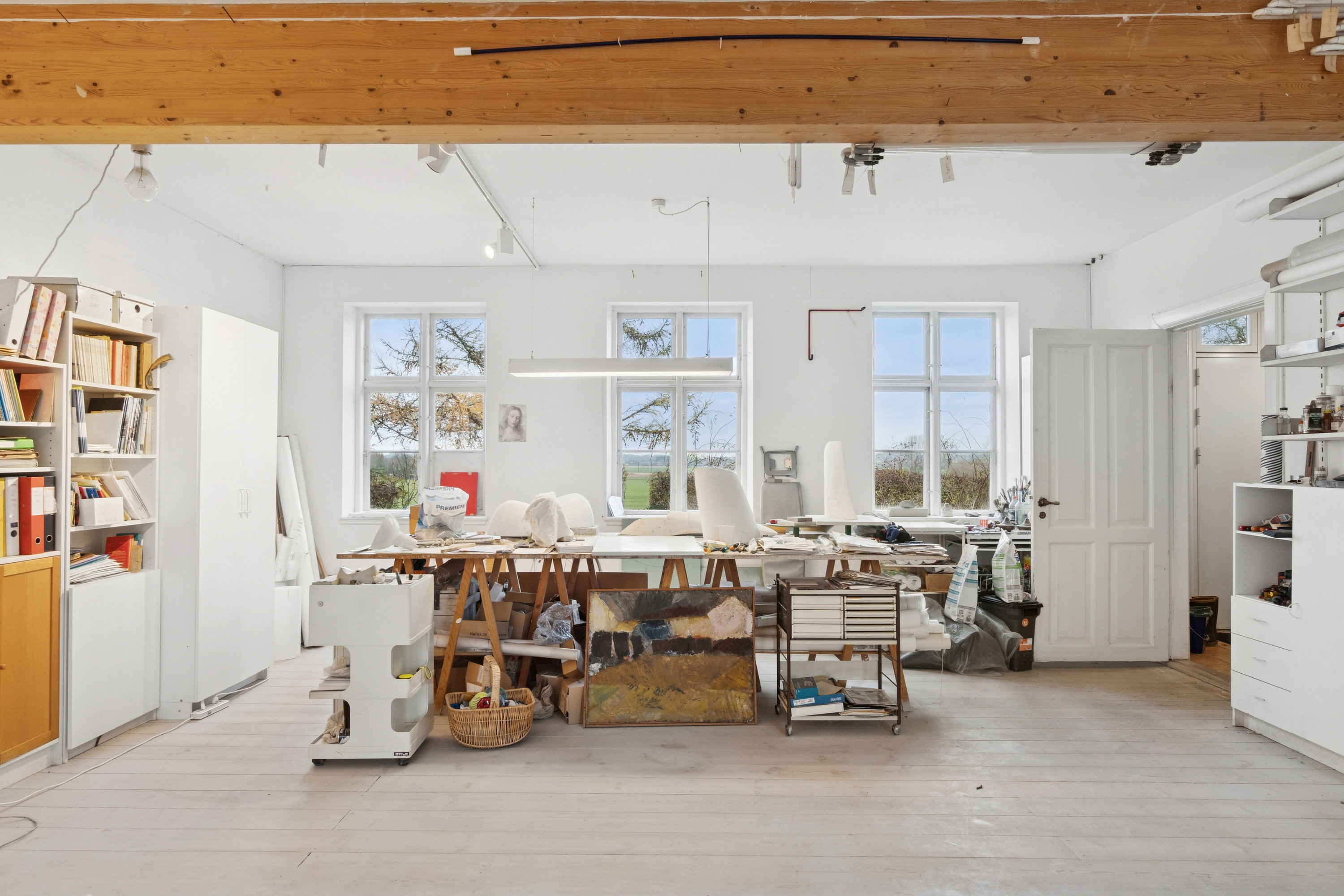 Fremhævet stue billede i fuldskærmstilstand. Billede af Landevejen 10, Lov, 4700 Næstved