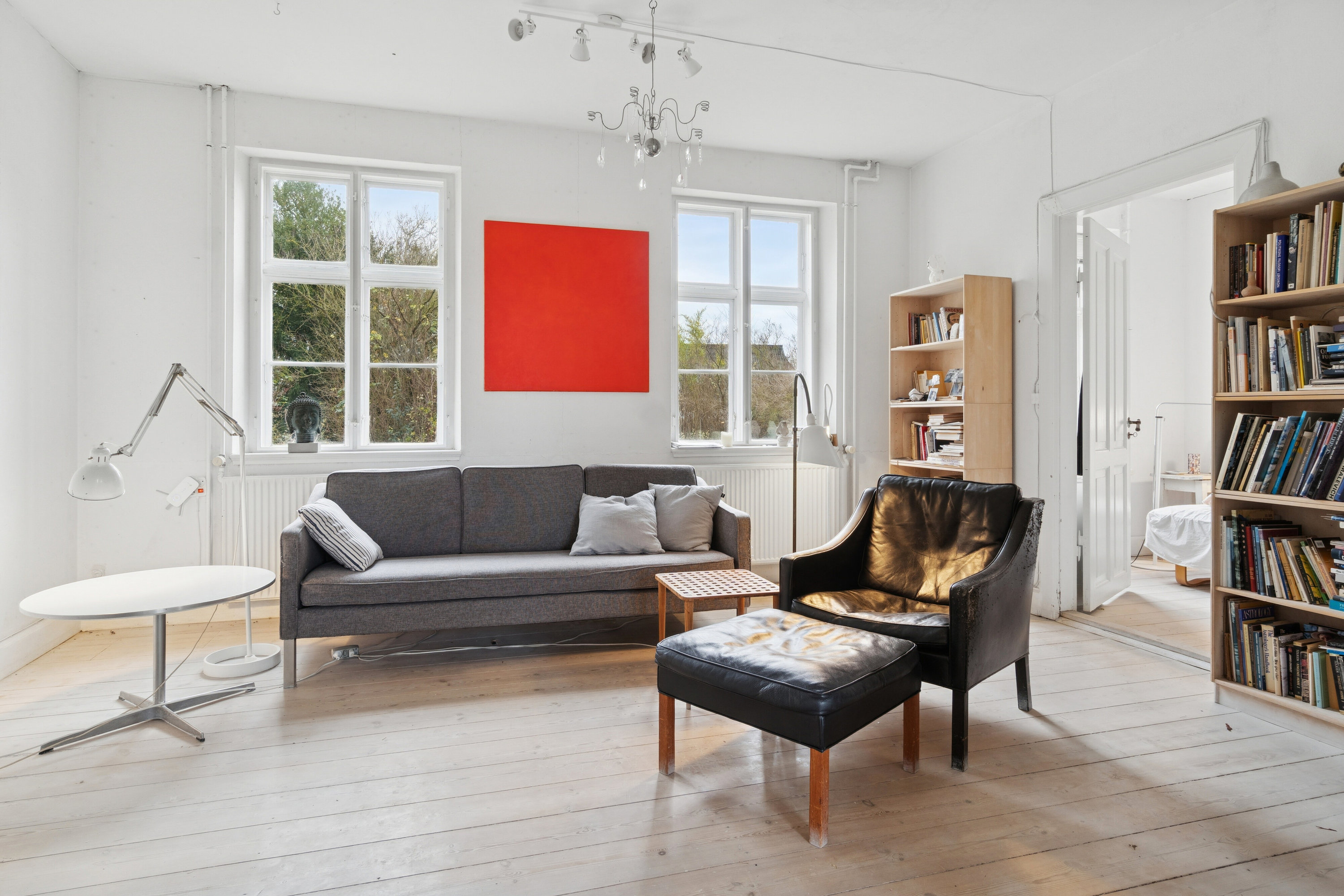 Fremhævet stue billede i fuldskærmstilstand. Billede af Landevejen 10, Lov, 4700 Næstved