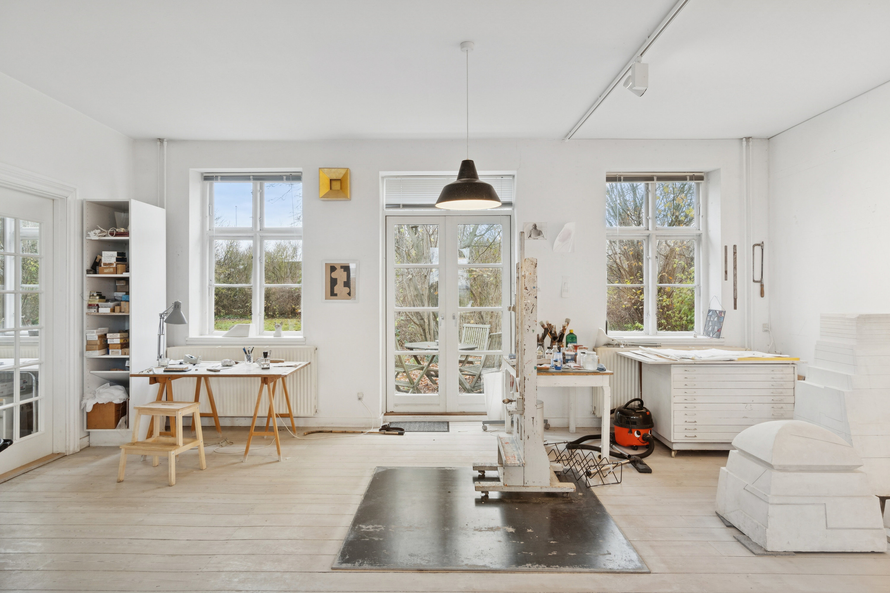 Fremhævet stue billede i fuldskærmstilstand. Billede af Landevejen 10, Lov, 4700 Næstved