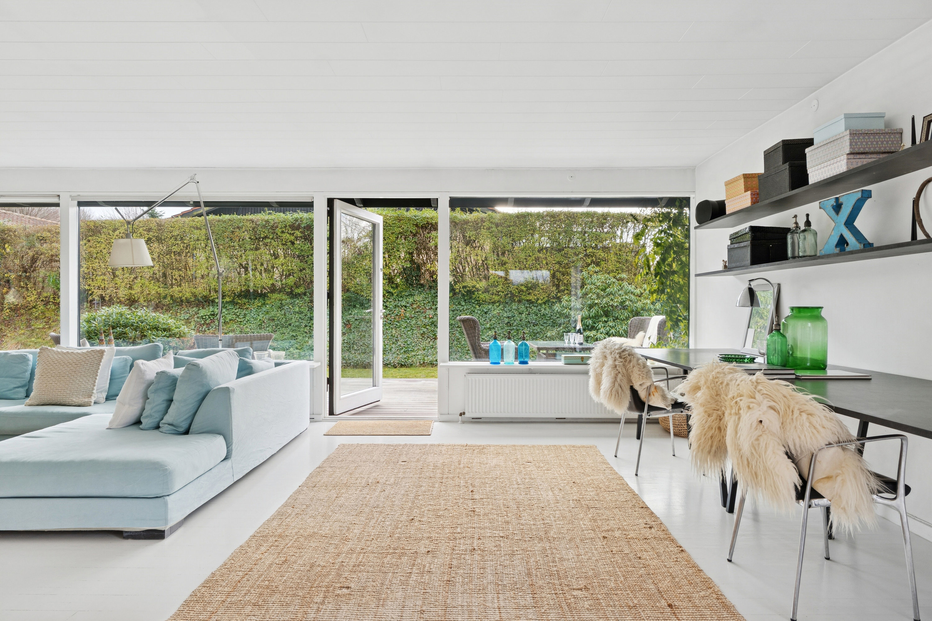 Fremhævet spisestue billede i fuldskærmstilstand. Billede af Langs Hegnet 13, 2800 Kongens Lyngby