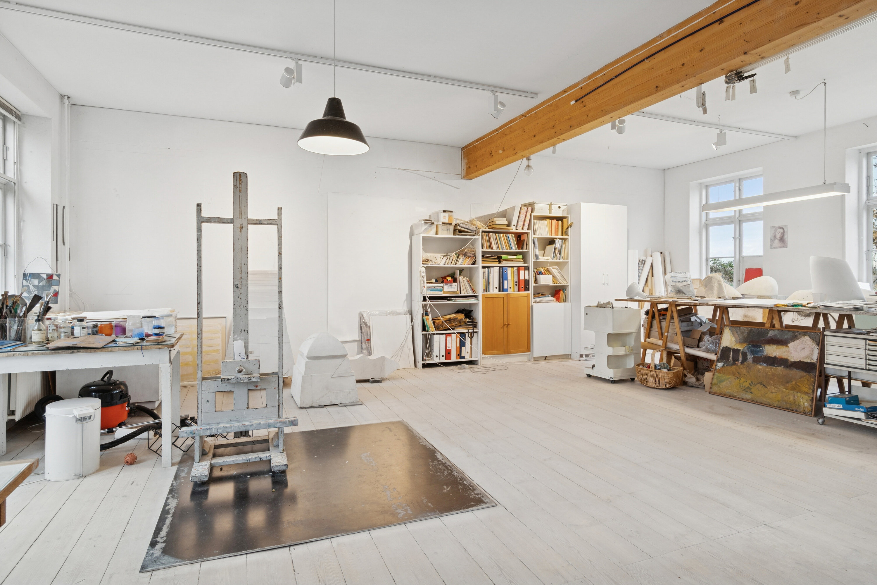 Fremhævet stue billede i fuldskærmstilstand. Billede af Landevejen 10, Lov, 4700 Næstved