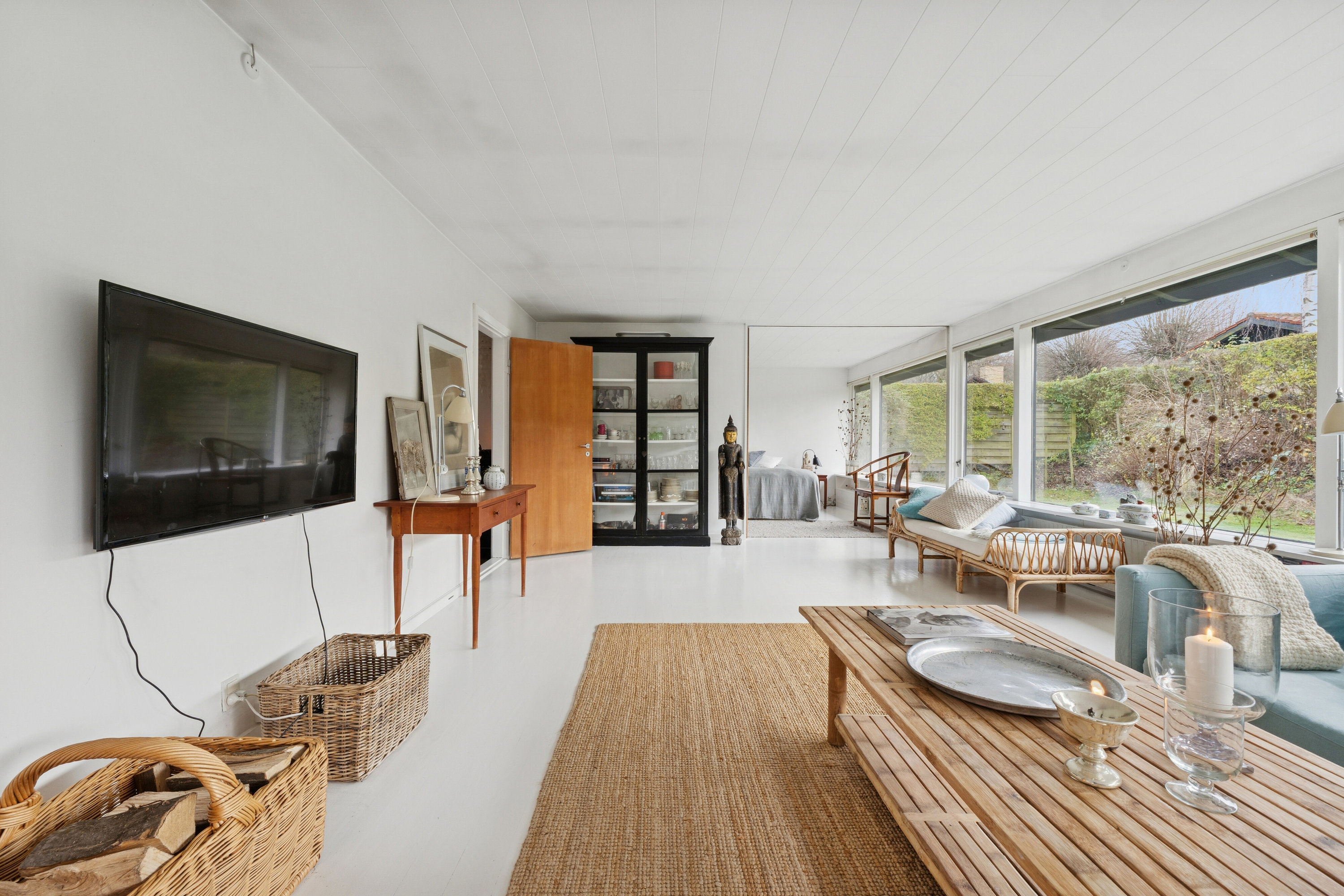 Fremhævet stue billede i fuldskærmstilstand. Billede af Langs Hegnet 13, 2800 Kongens Lyngby