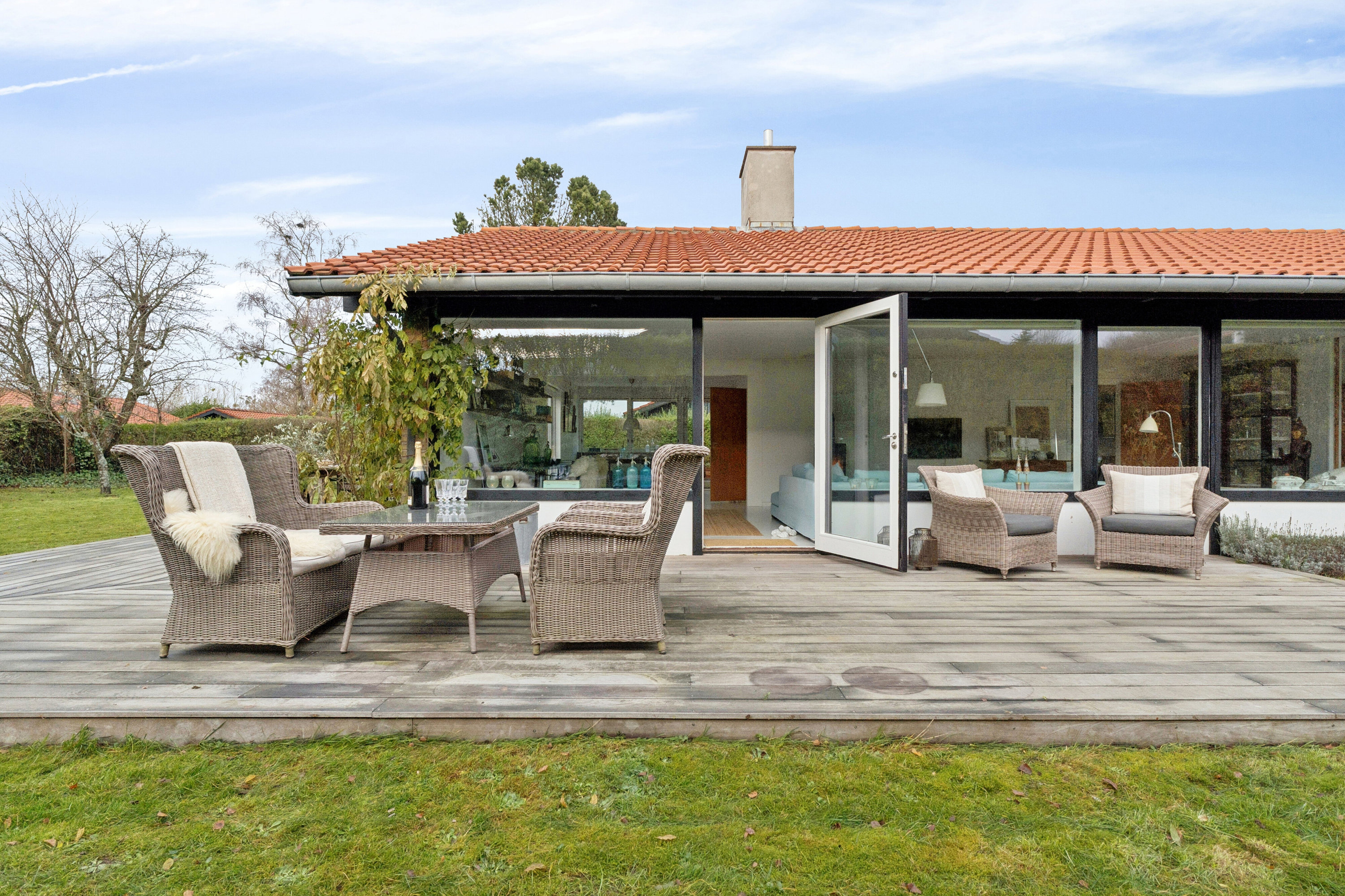 Miniaturebillede 2: terrasse. Billede af Langs Hegnet 13, 2800 Kongens Lyngby