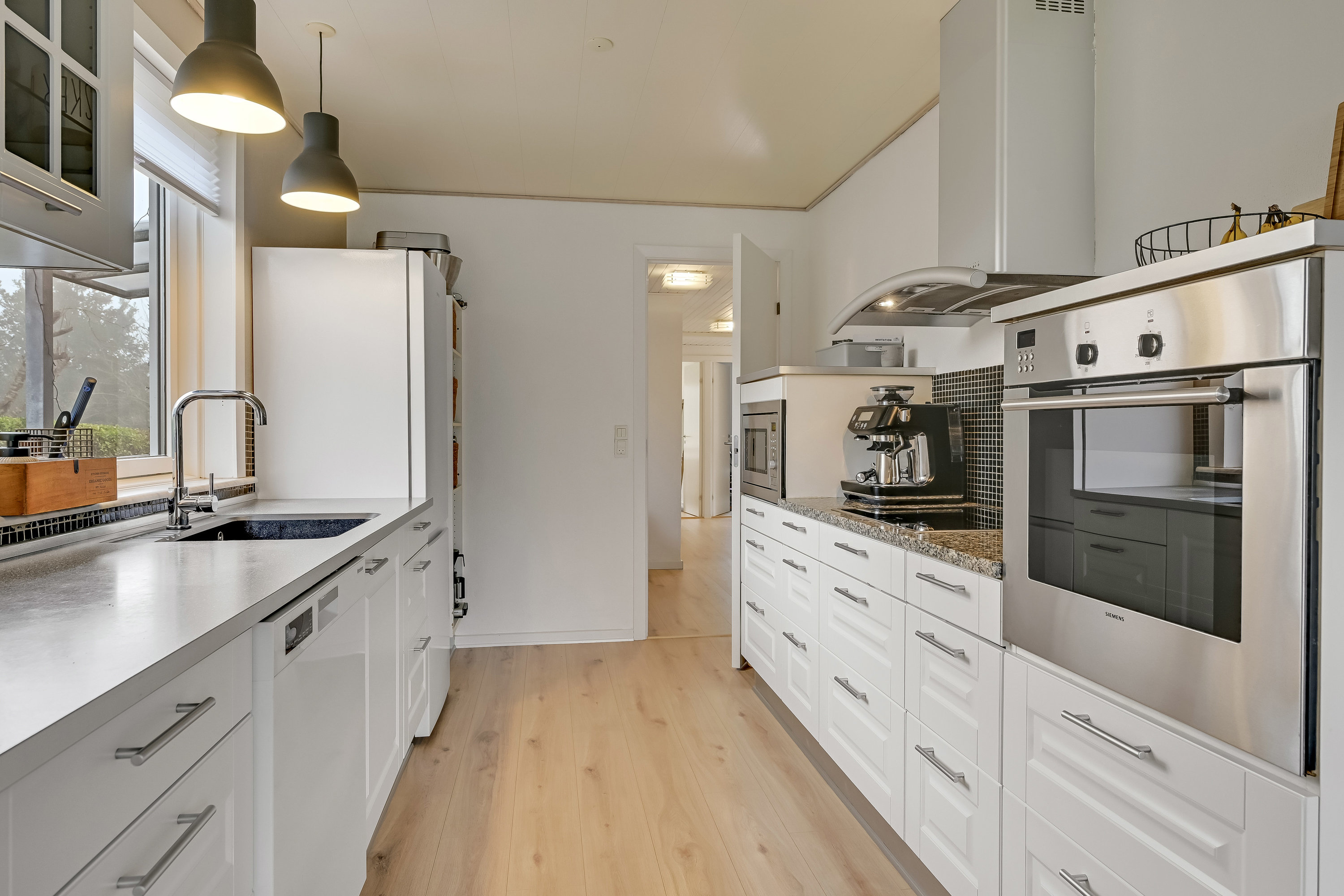 Fremhævet køkken billede i fuldskærmstilstand. Billede af C M Nielsens Vej 5, 6710 Esbjerg V