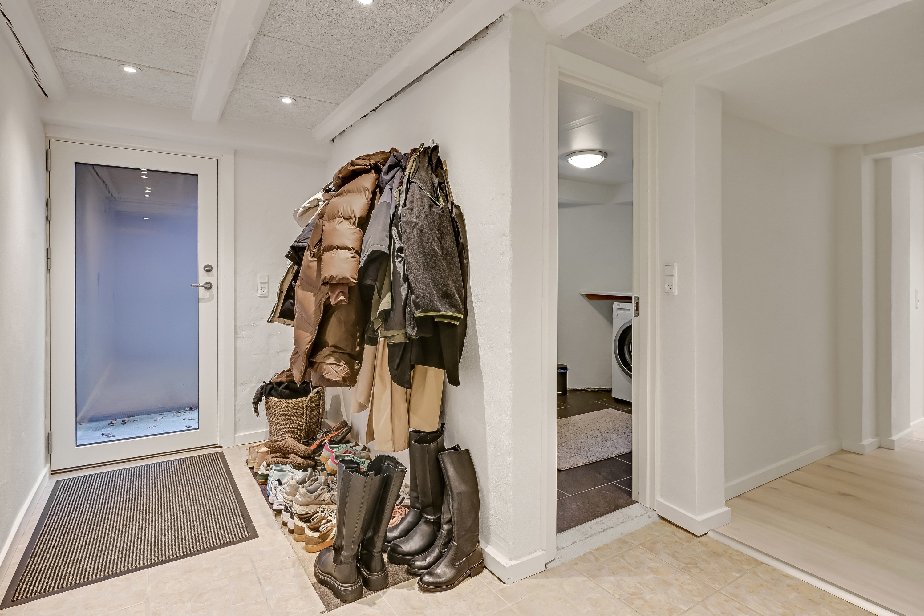 Fremhævet entré billede i fuldskærmstilstand. Billede af C M Nielsens Vej 5, 6710 Esbjerg V