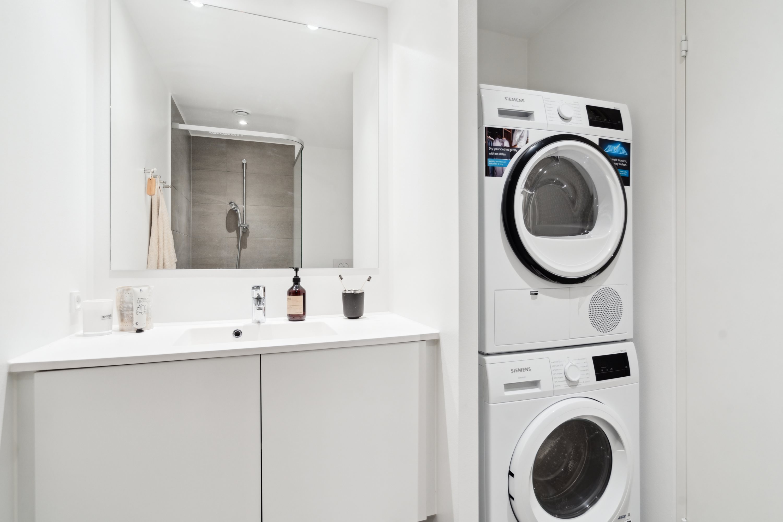 Fremhævet  billede i fuldskærmstilstand. Billede af Skibsbyggerstræde 8, 4. tv., 5000 Odense C