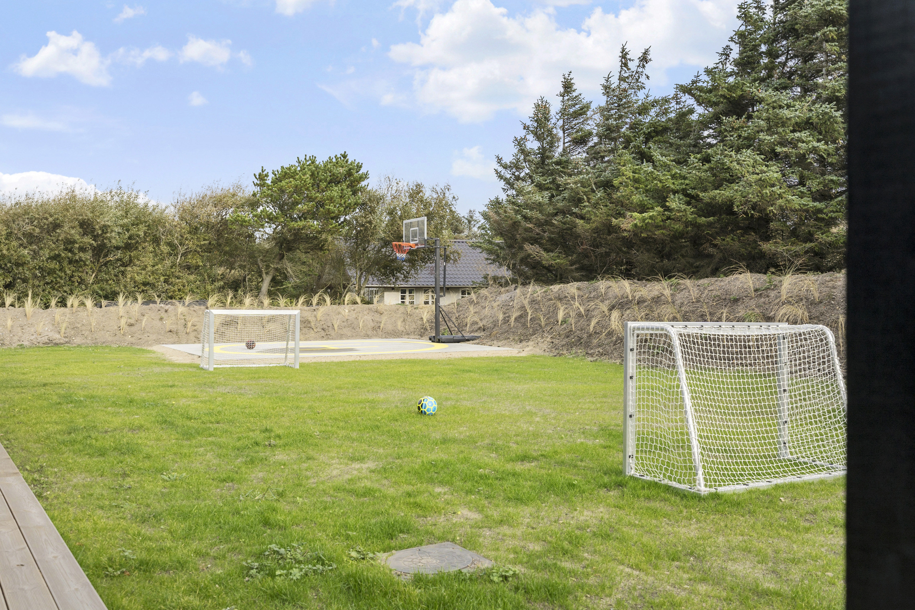 Fremhævet  billede i fuldskærmstilstand. Billede af Klevevej 26, Kleve, 6950 Ringkøbing