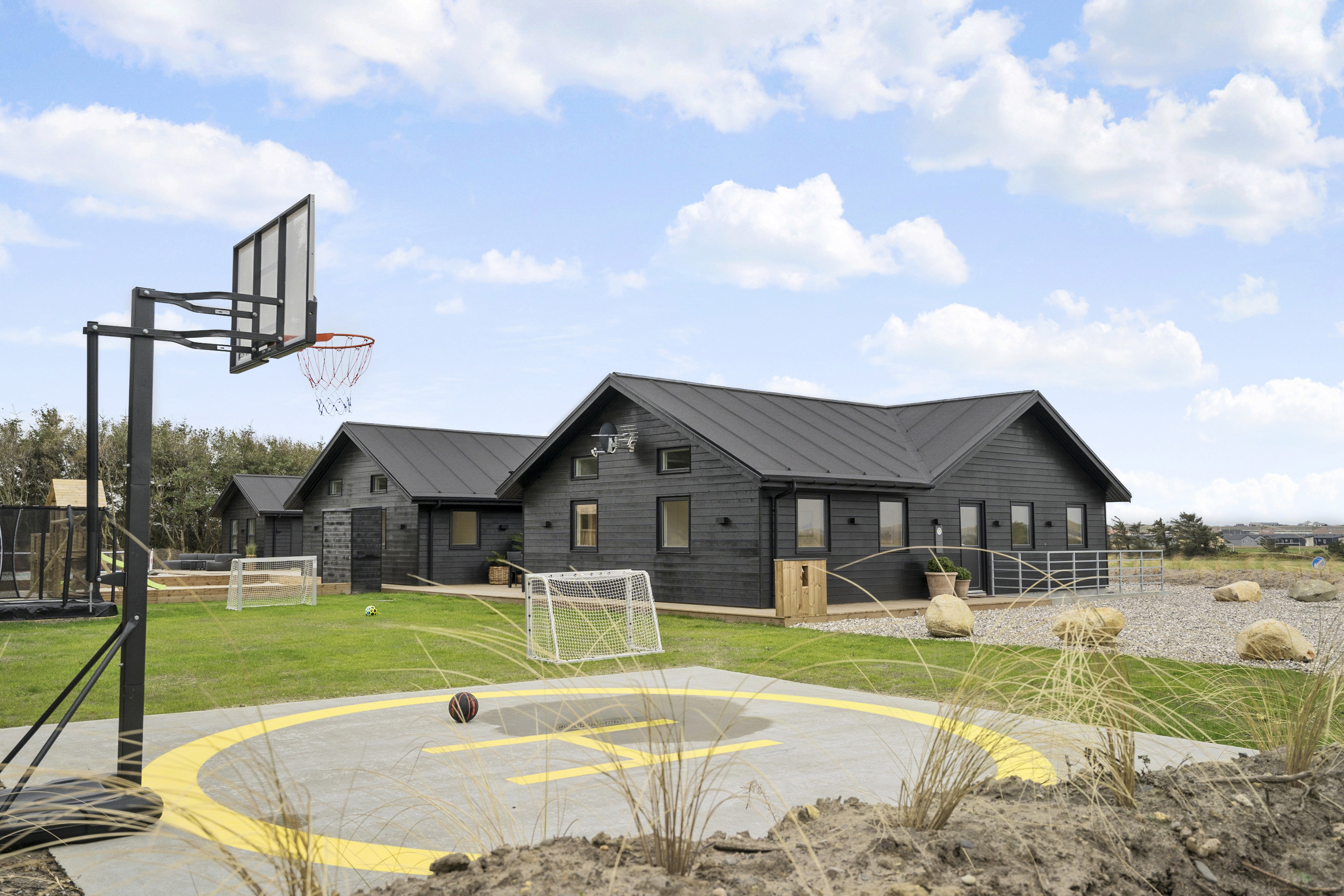 Fremhævet  billede i fuldskærmstilstand. Billede af Klevevej 26, Kleve, 6950 Ringkøbing