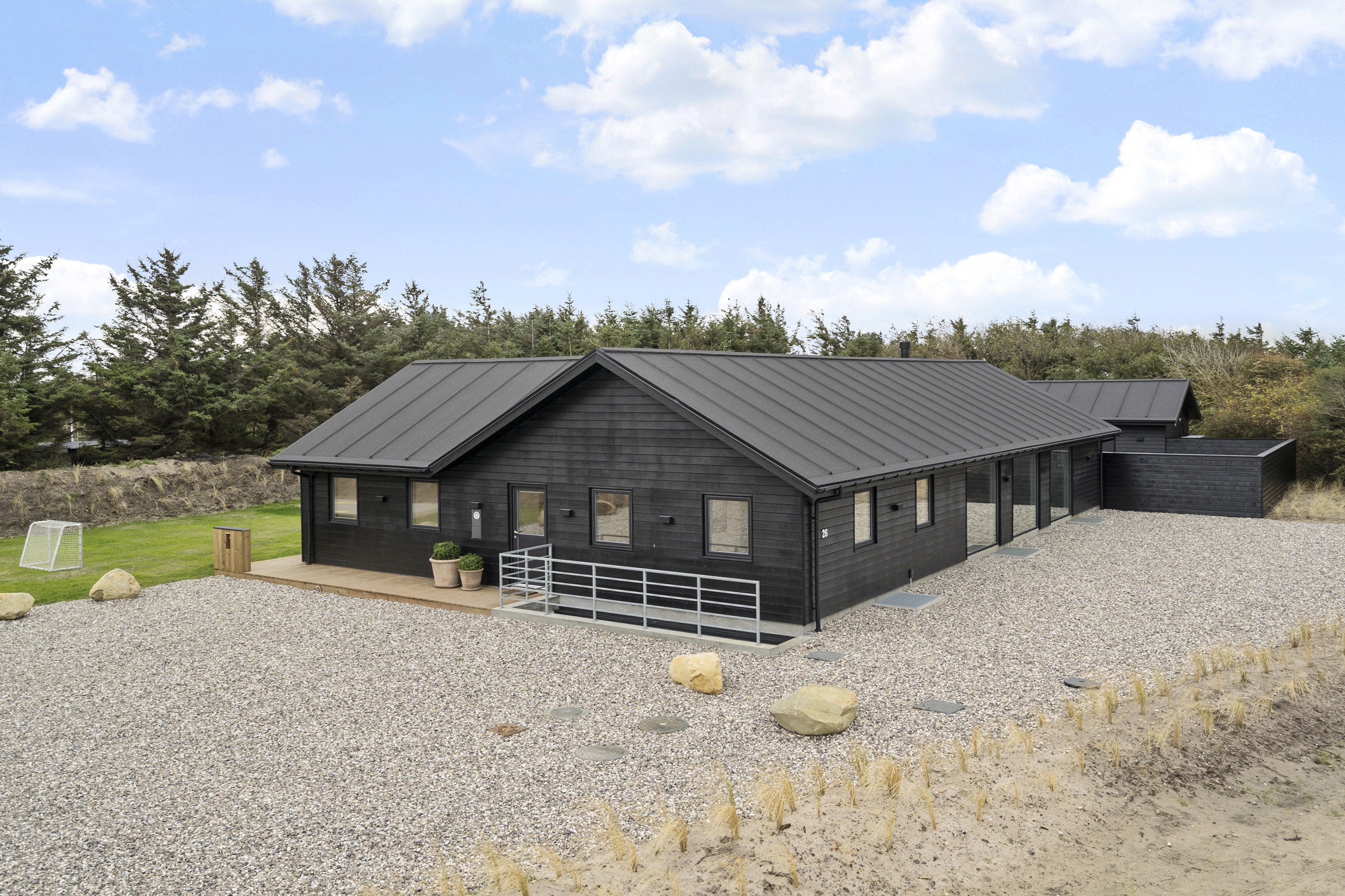 Miniaturebillede 1: . Billede af Klevevej 26, Kleve, 6950 Ringkøbing