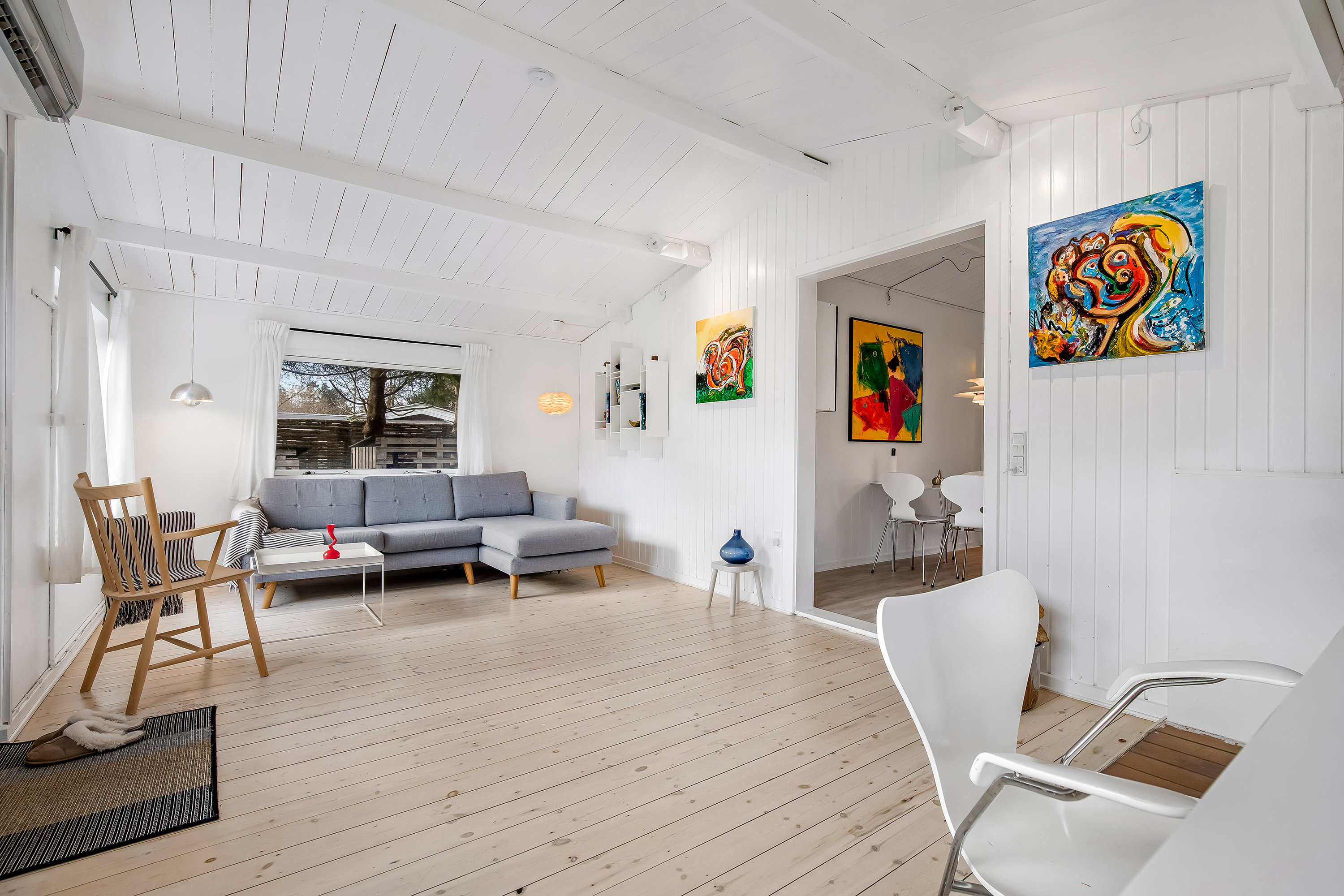 Fremhævet stue billede i fuldskærmstilstand. Billede af Klokkervej 12, Skoven, 3630 Jægerspris