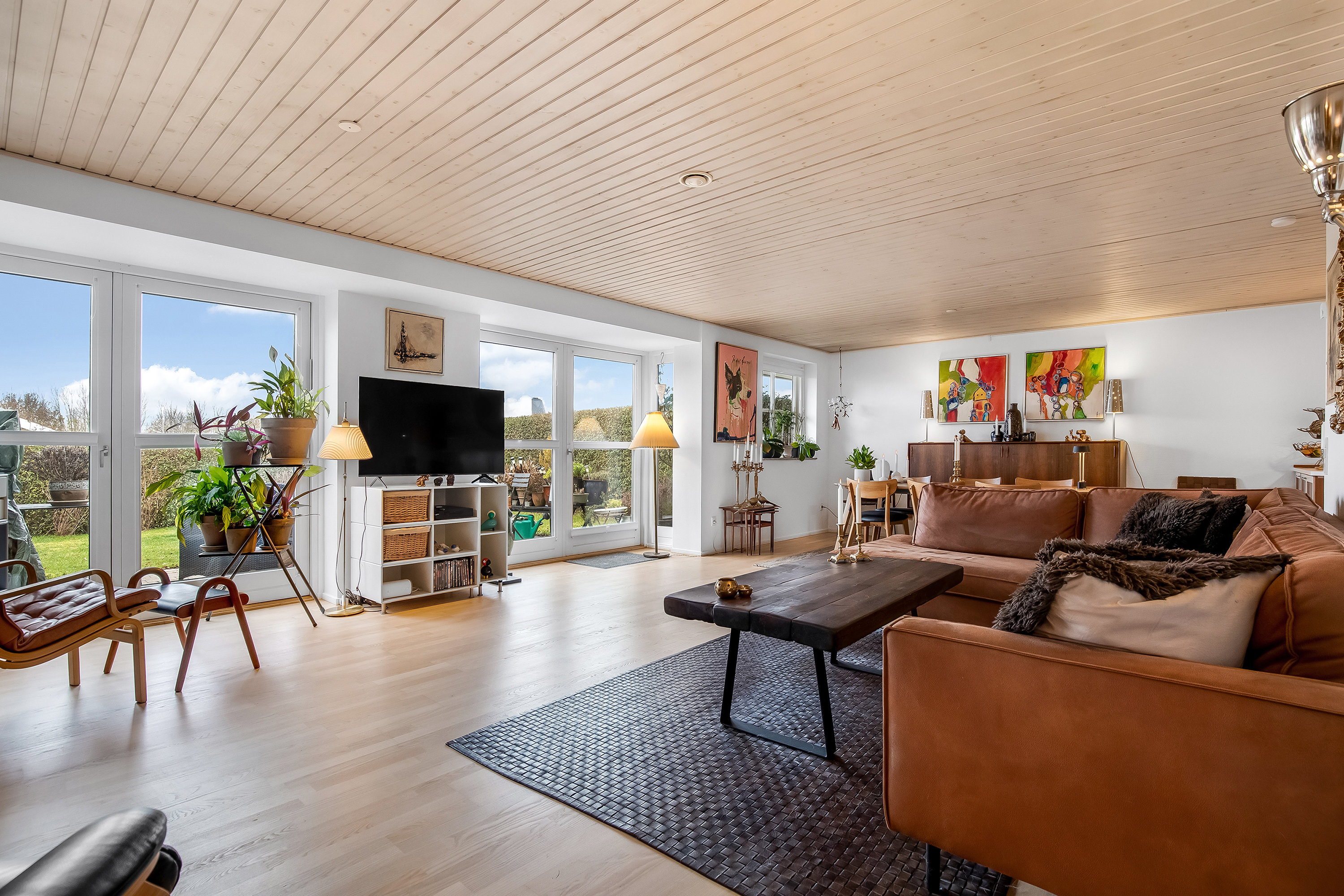 Fremhævet stue billede i fuldskærmstilstand. Billede af Mølledammen 41, 3550 Slangerup