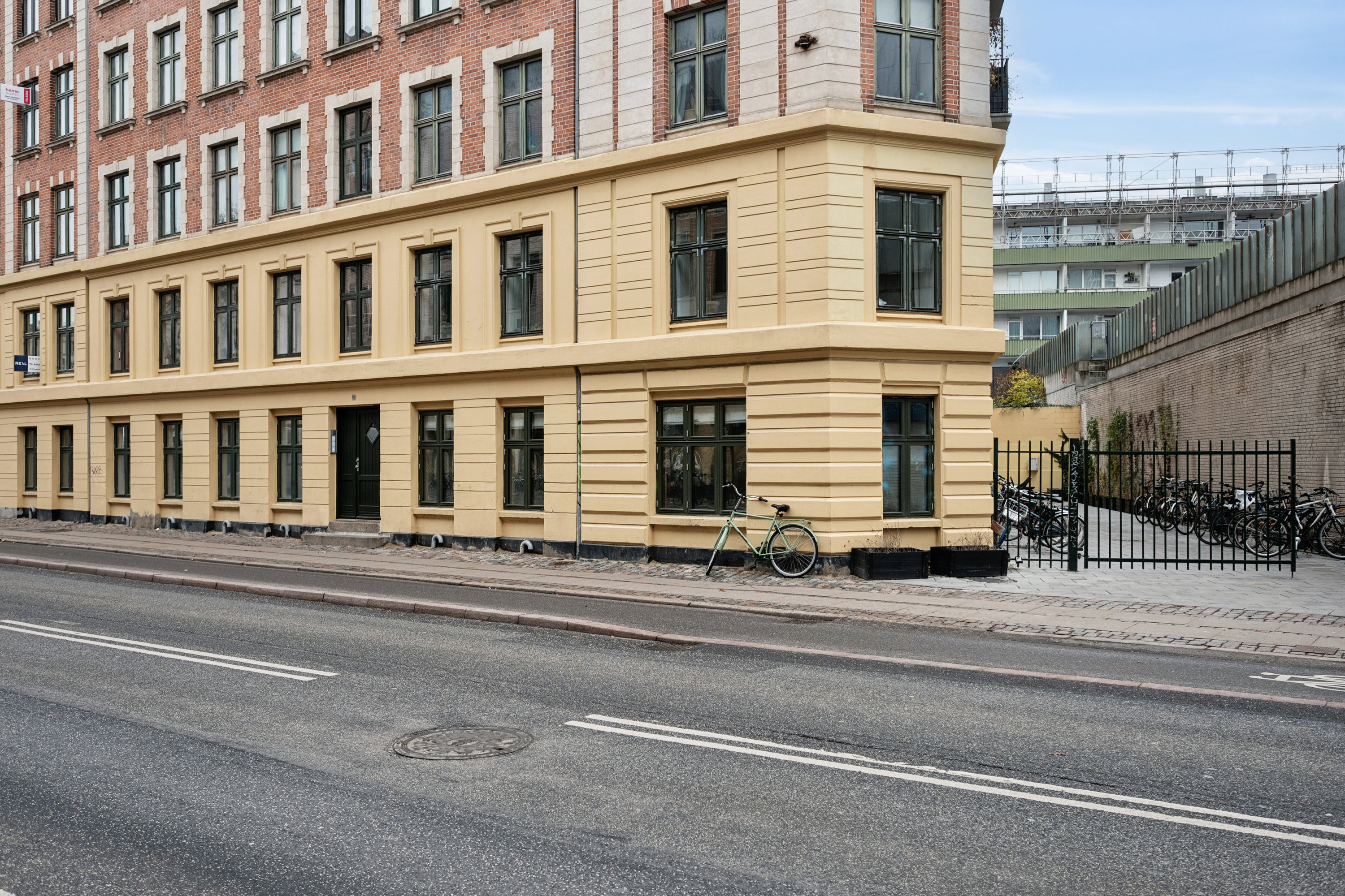 Fremhævet andet billede i fuldskærmstilstand. Billede af Enghavevej 25, st.. th., 1674 København V