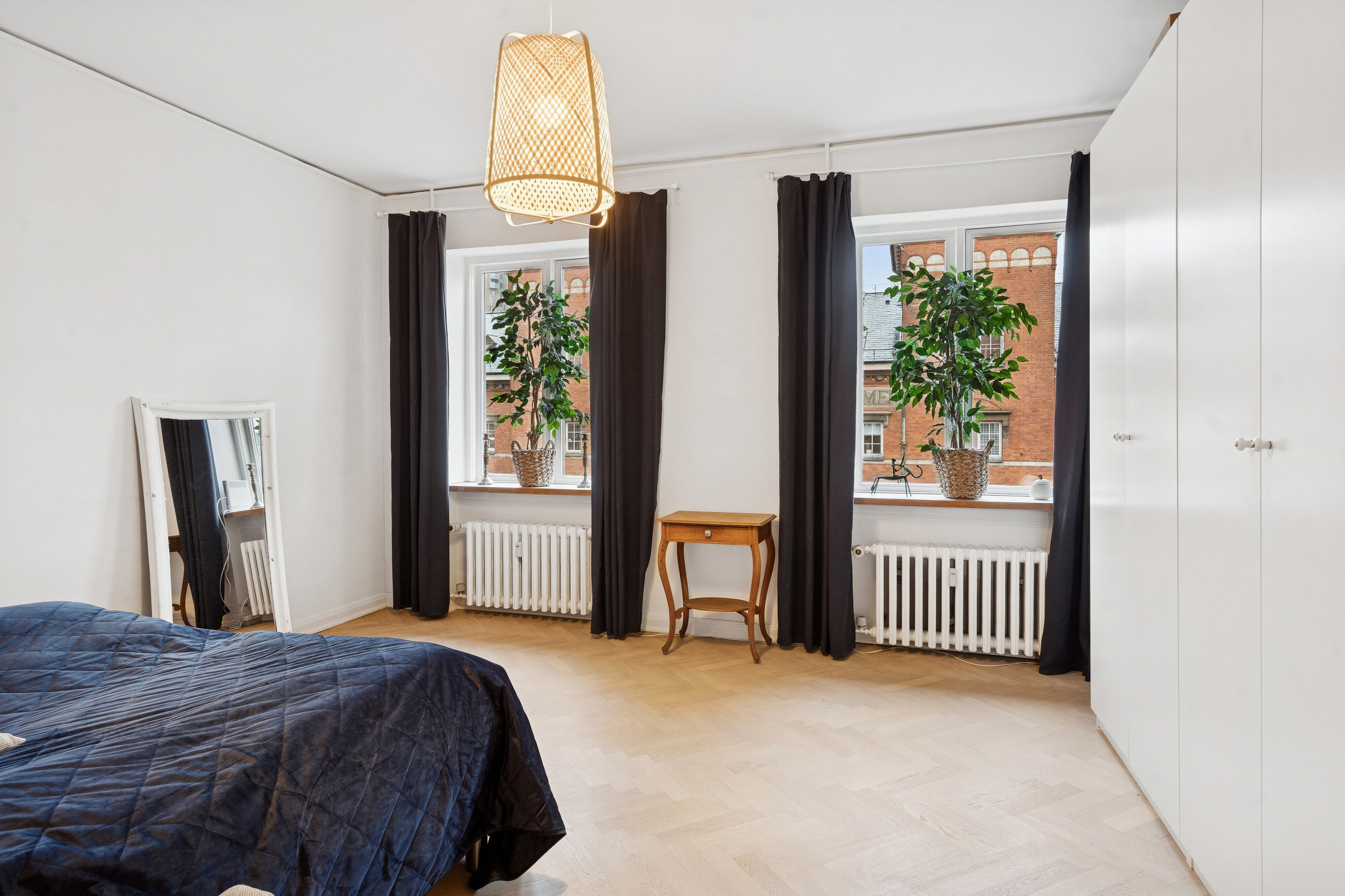 Fremhævet soveværelse billede i fuldskærmstilstand. Billede af Østre Stationsvej 44, 3. tv., 5000 Odense C