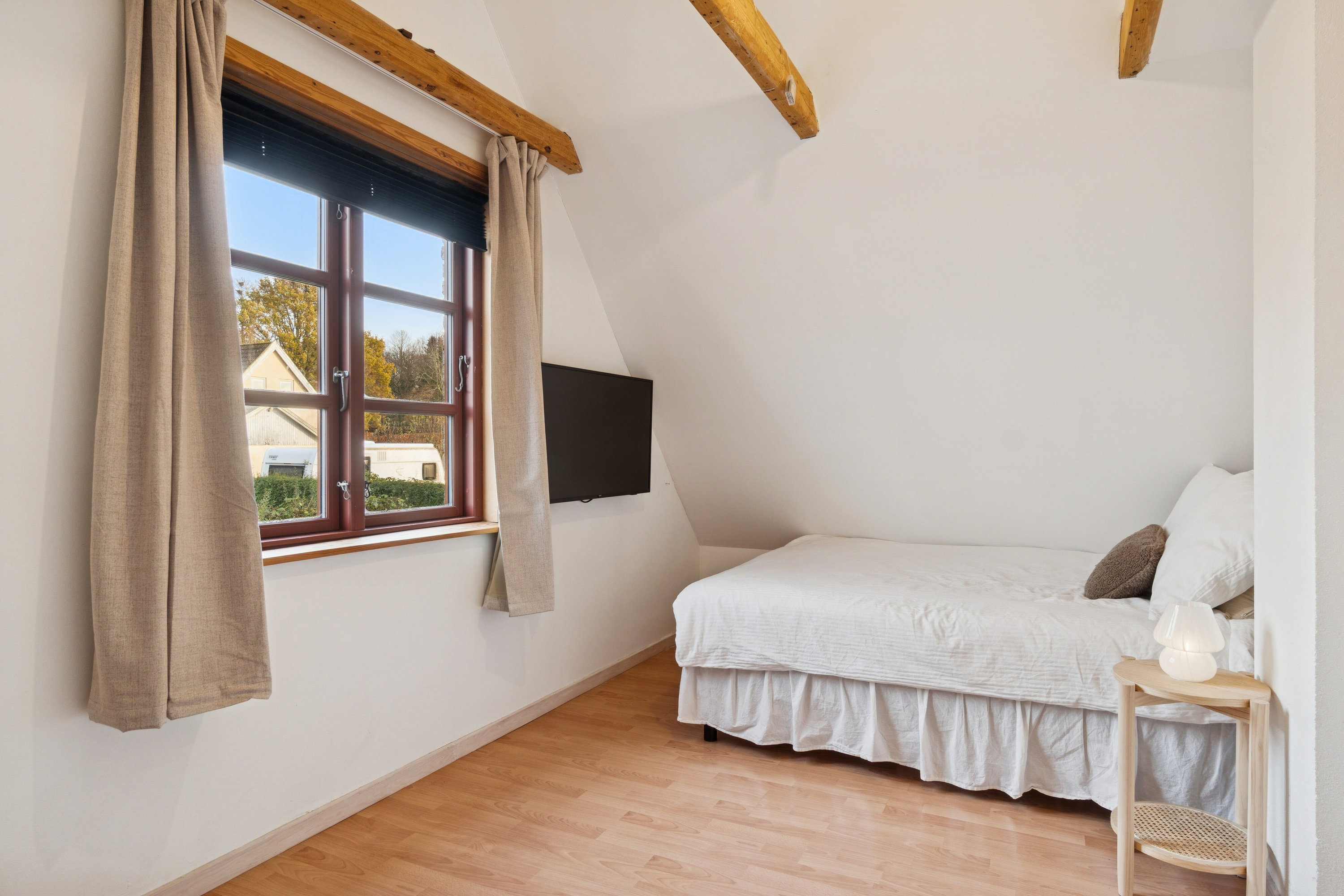 Fremhævet soveværelse billede i fuldskærmstilstand. Billede af Parkvej 2B, 4640 Faxe