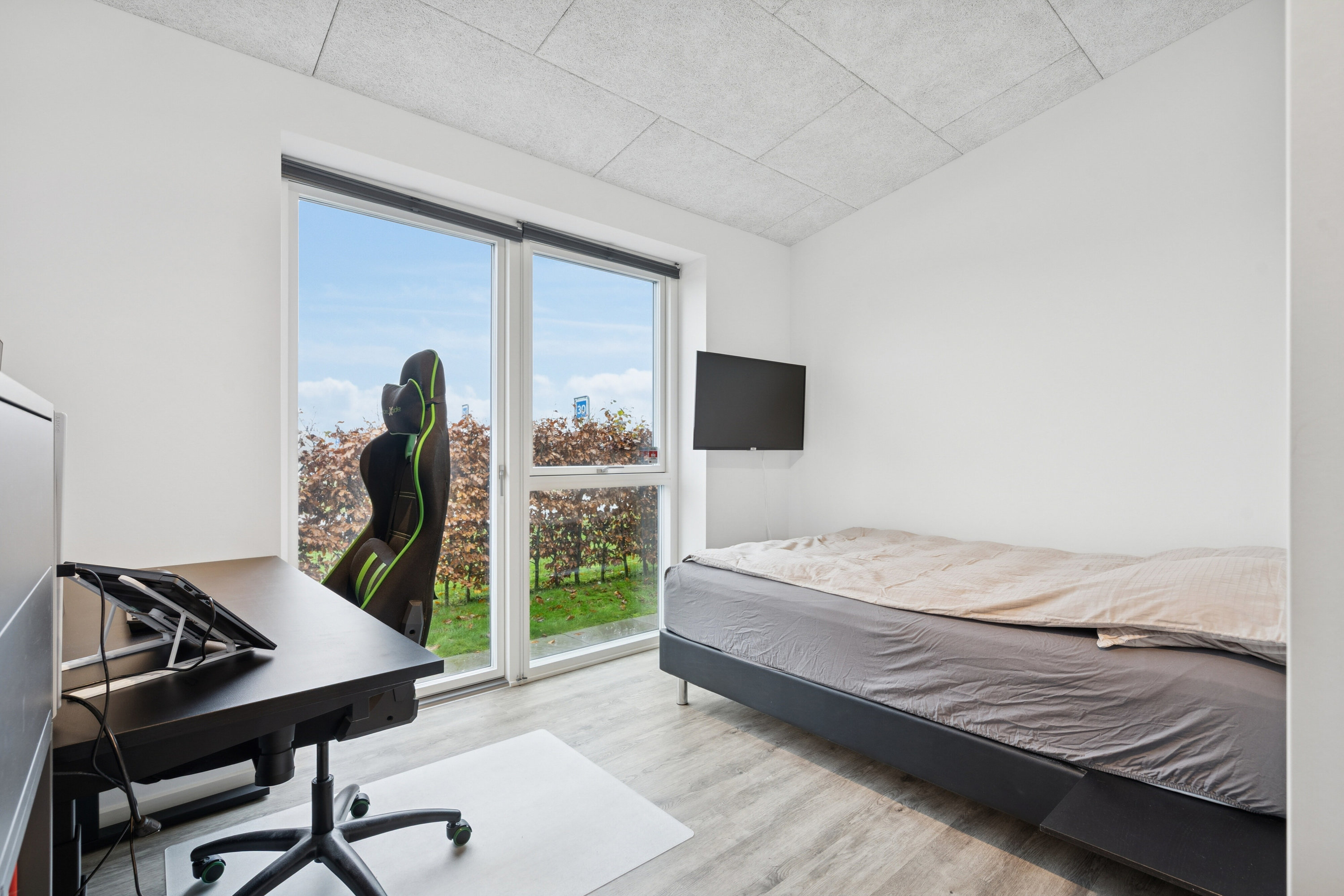 Fremhævet soveværelse billede i fuldskærmstilstand. Billede af Hjortetakken 1, Bellinge, 5250 Odense SV