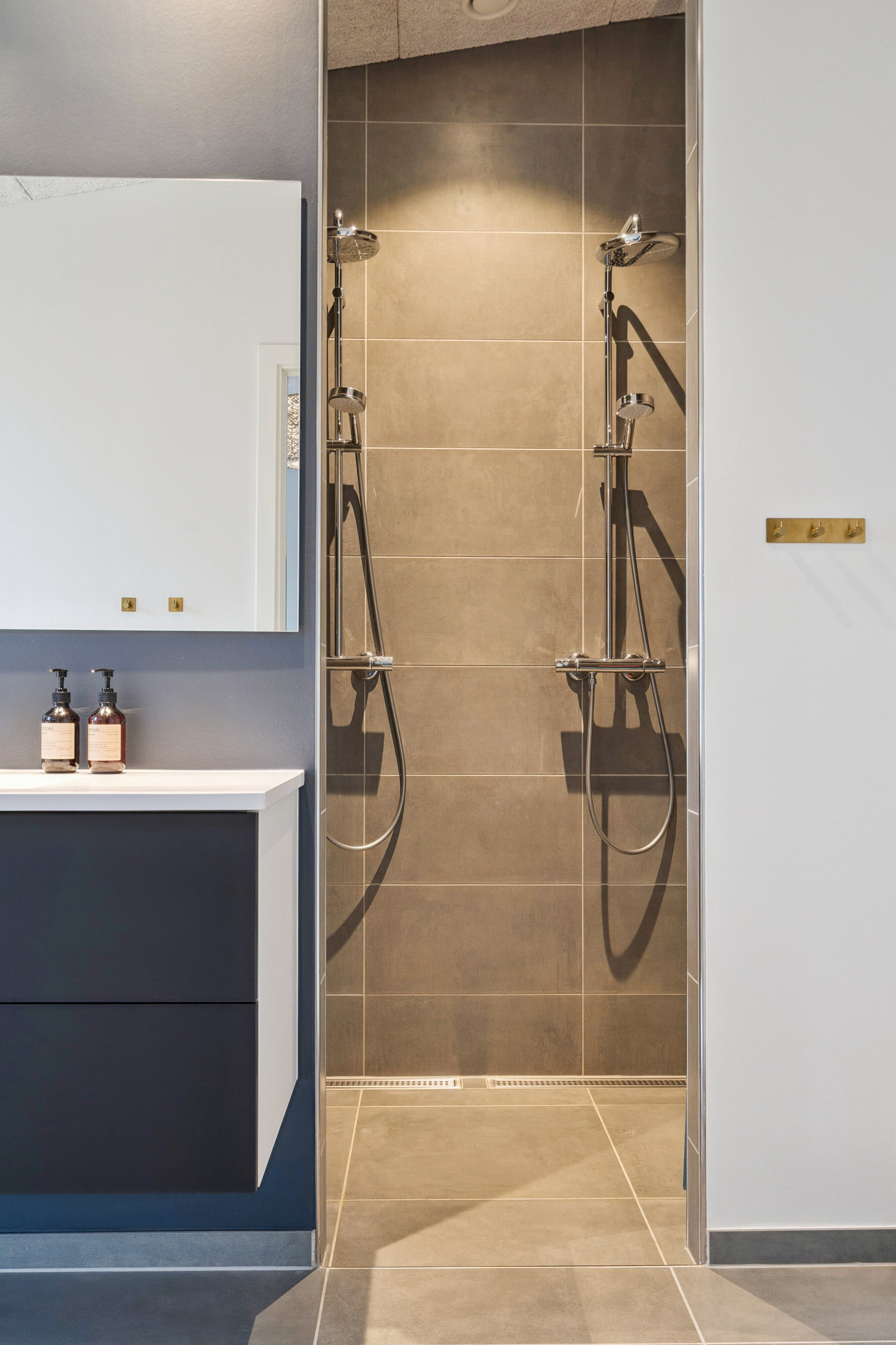 Fremhævet badeværelse billede i fuldskærmstilstand. Billede af Hjortetakken 1, Bellinge, 5250 Odense SV