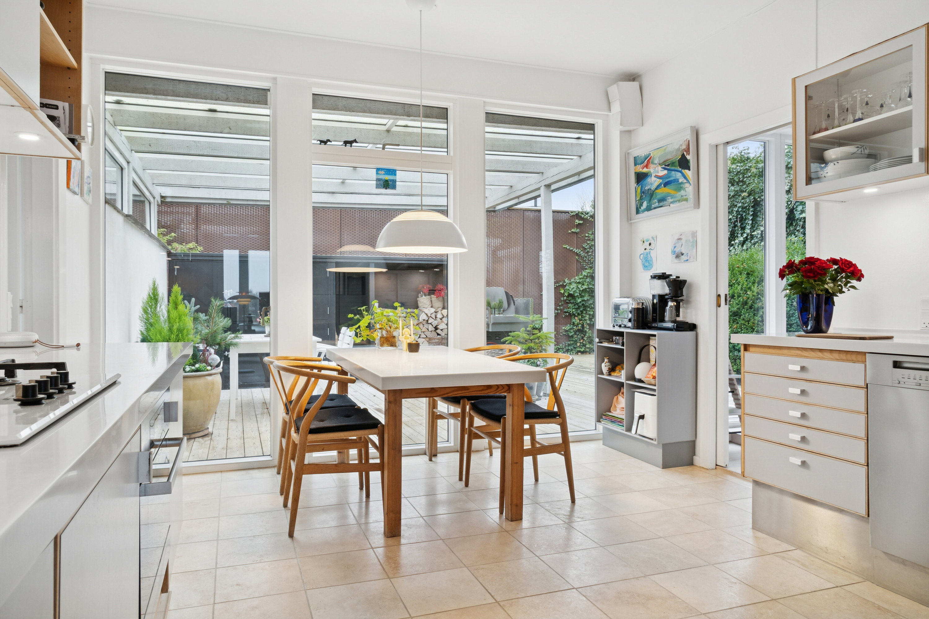 Fremhævet spisestue billede i fuldskærmstilstand. Billede af Søvej 9, 3100 Hornbæk