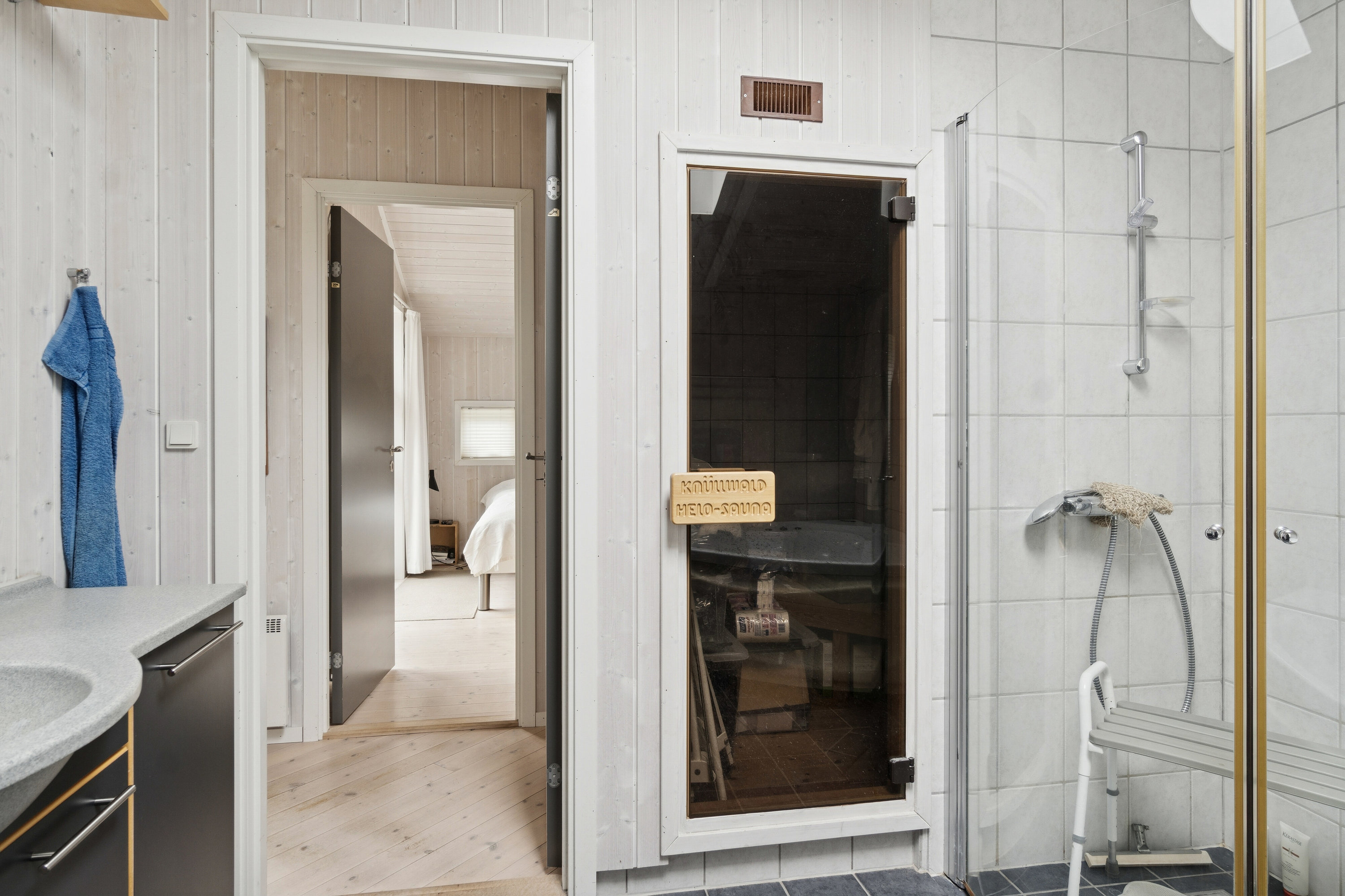 Fremhævet indendørs billede i fuldskærmstilstand. Billede af Kongeleddet 8, 4581 Rørvig