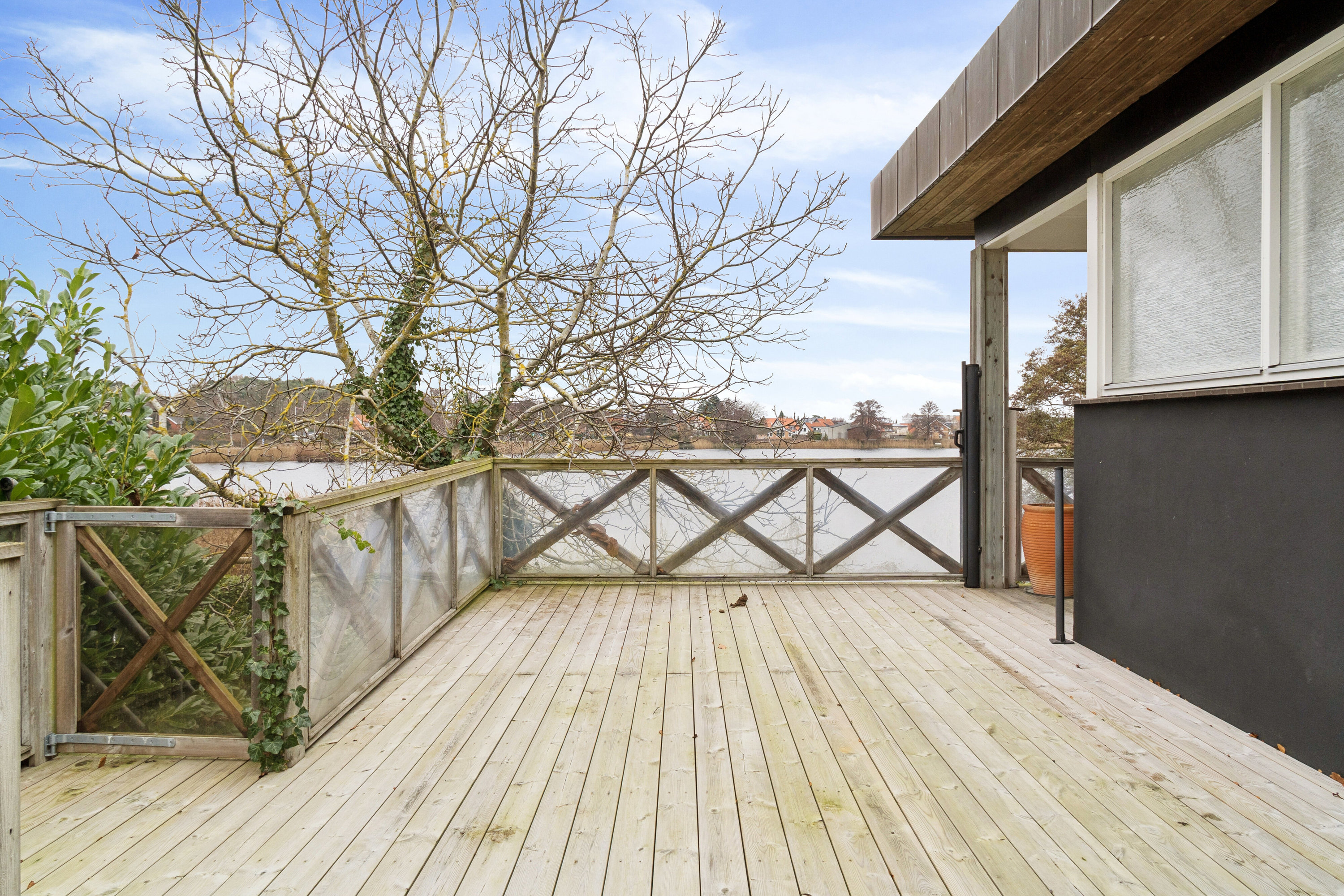 Fremhævet udendørs billede i fuldskærmstilstand. Billede af Søvej 9, 3100 Hornbæk